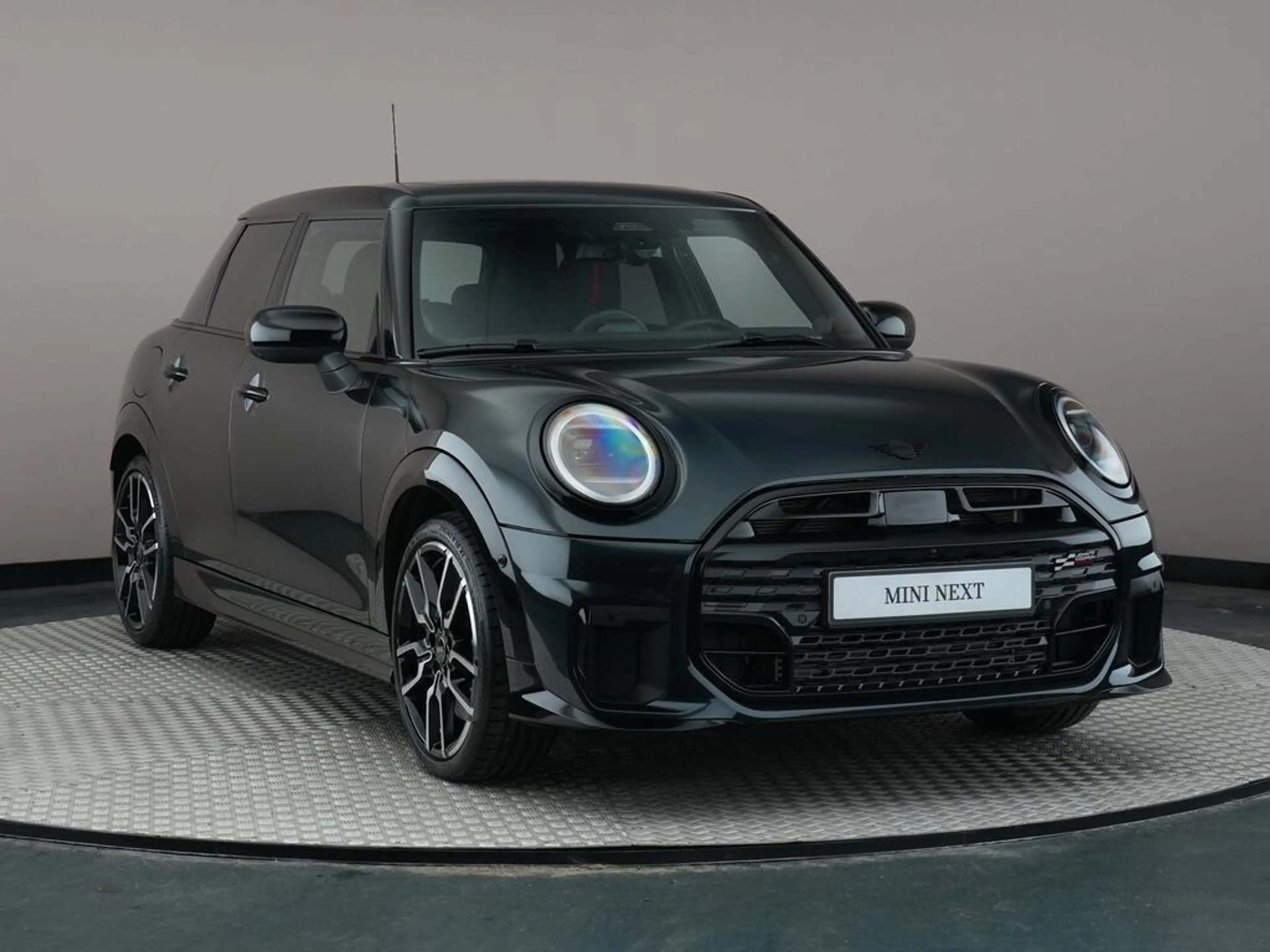 MINI Cooper C 5-Deurs | Pakket M + John Cooper Works Uitvoering — photo 8