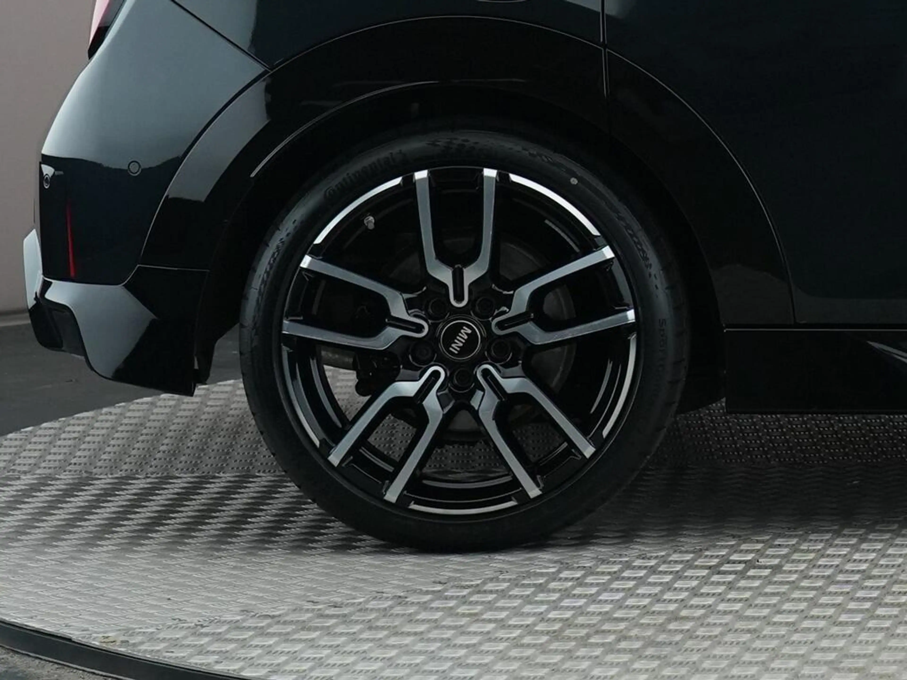 MINI Cooper C 5-Deurs | Pakket M + John Cooper Works Uitvoering — photo 6