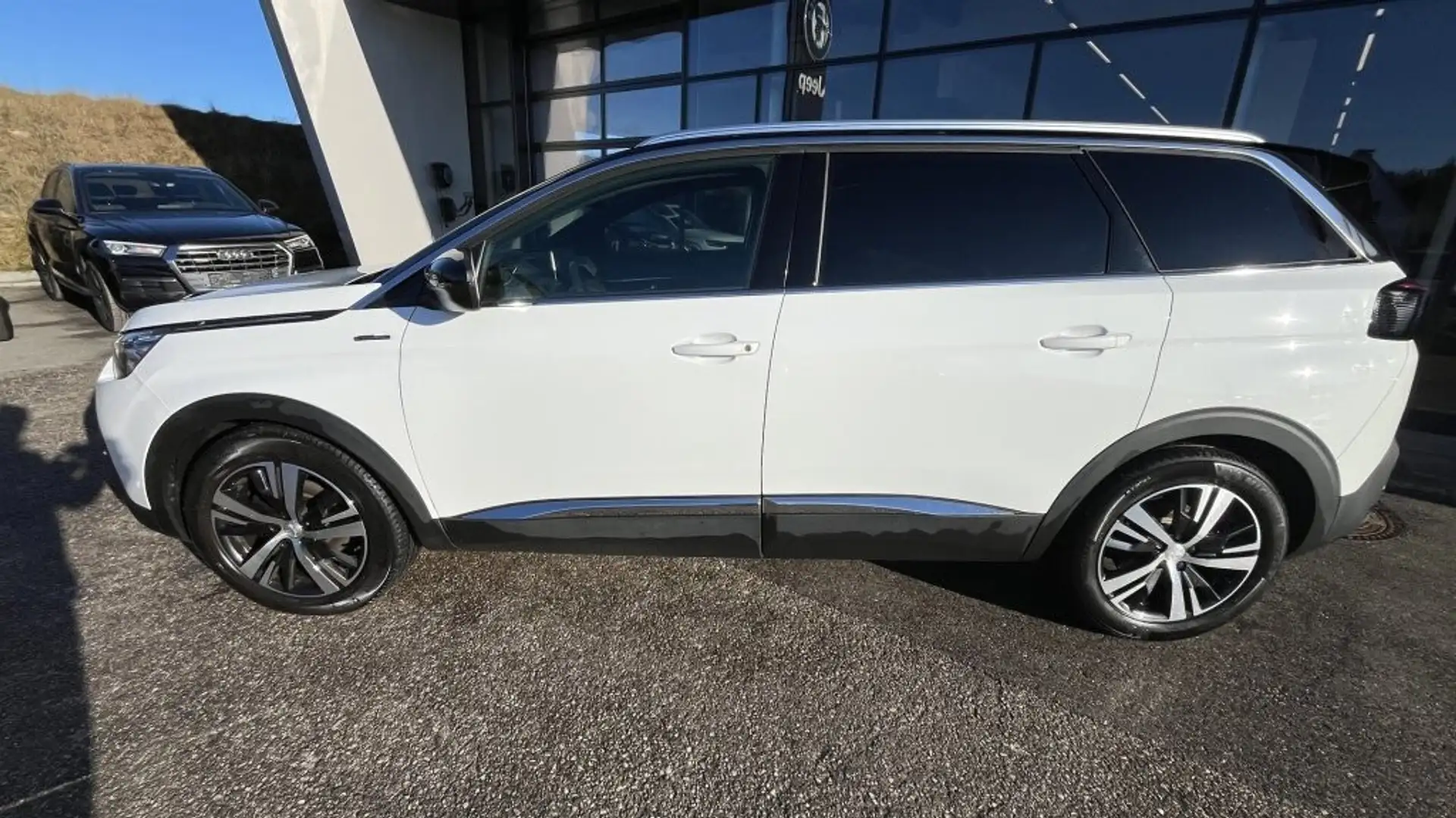 Peugeot 5008 1,2 PureTech 130 S&S GT Line EAT8 Aut. Weiß - 2