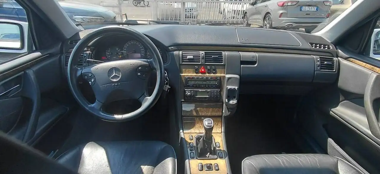 Mercedes-Benz E 200 Classe E - W210 Berlina k Avantgarde FL, foto 12