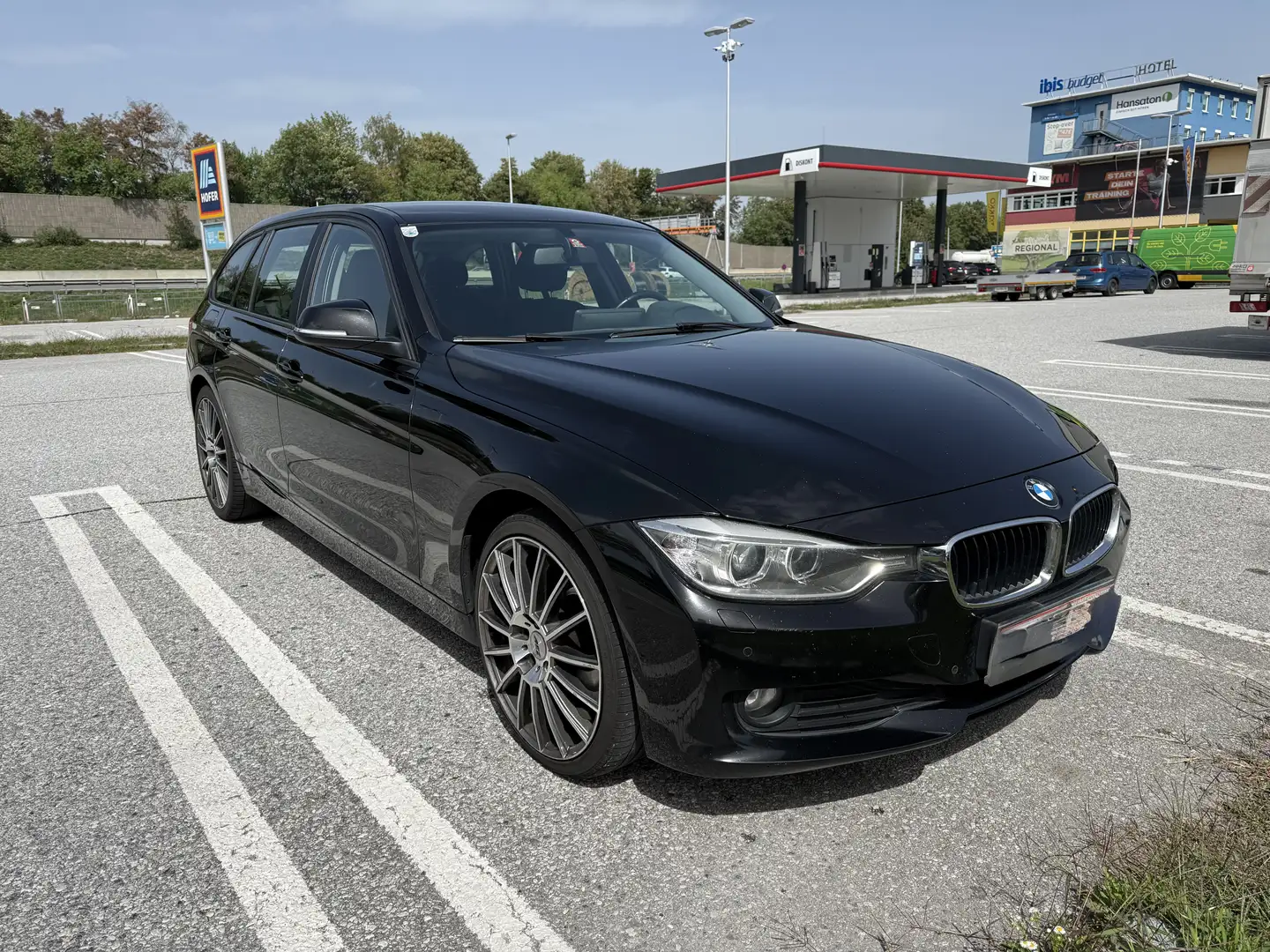 BMW 318 318d Touring - 1