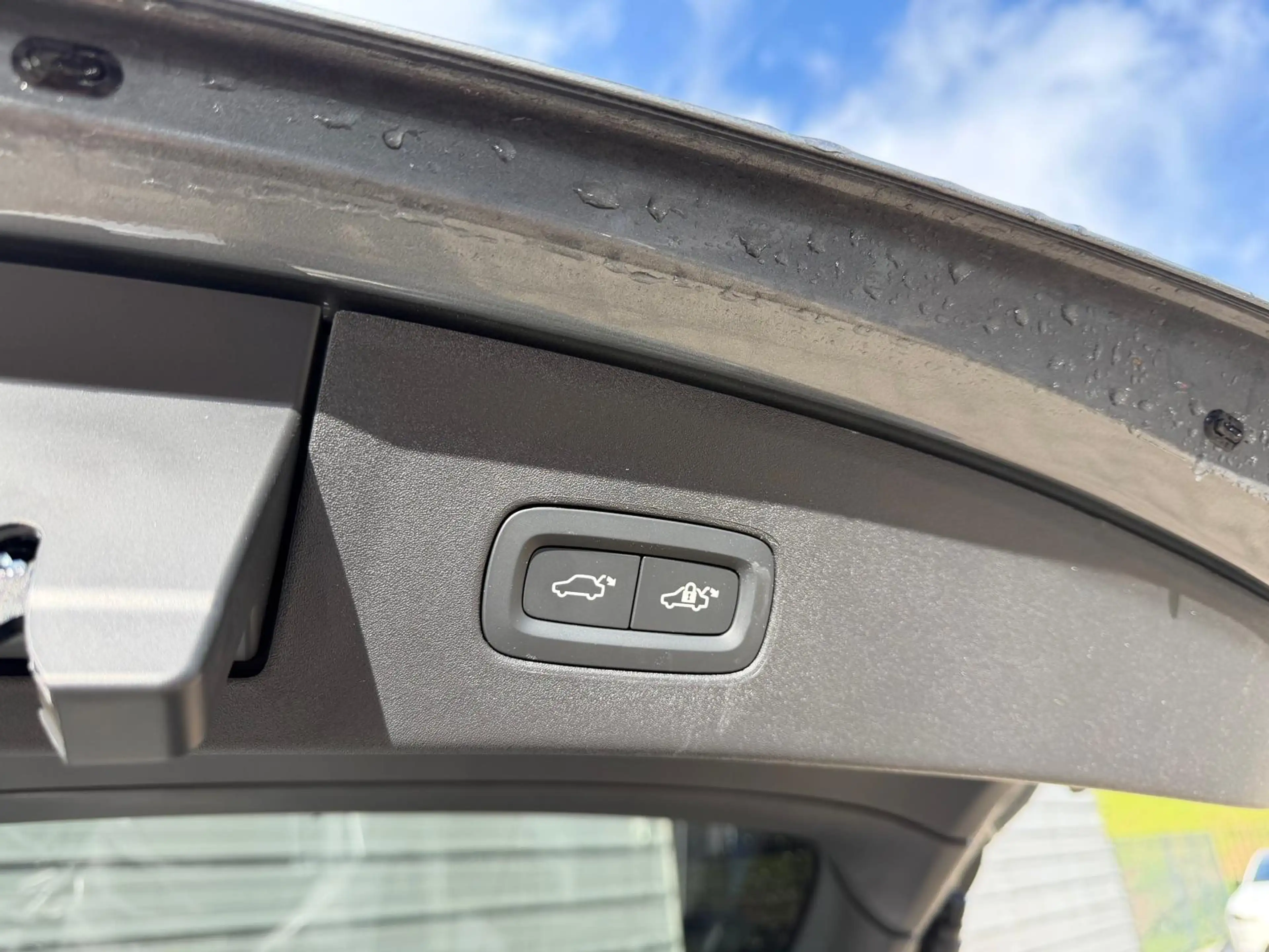 Polestar 2 41PK Long Range Dual Motor Prime 8kWh | B&W Audio — photo 16