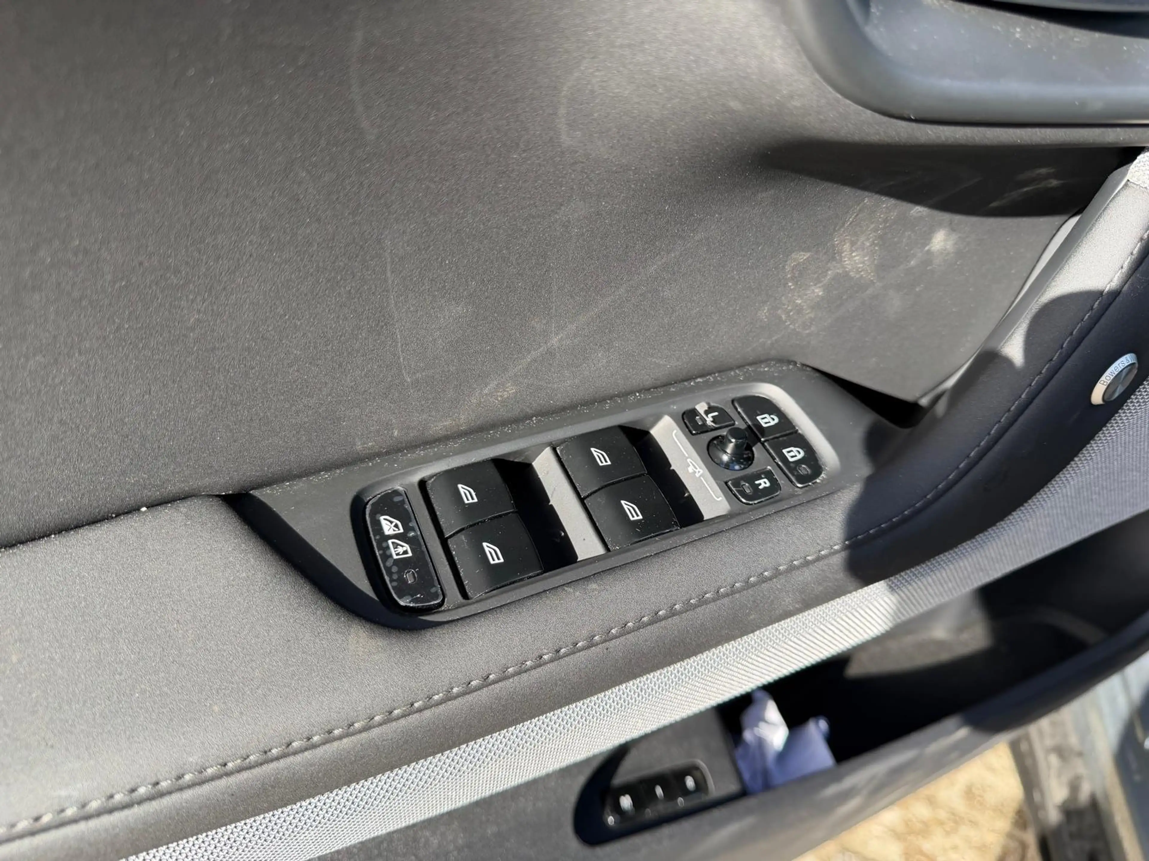 Polestar 2 41PK Long Range Dual Motor Prime 8kWh | B&W Audio — photo 11