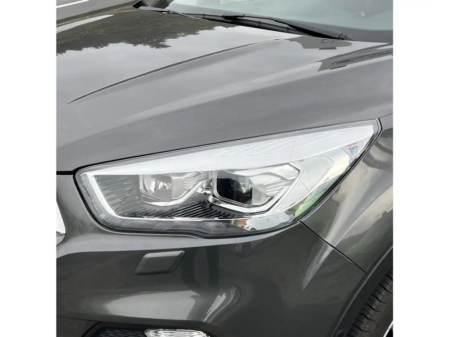 Ford Kuga Titanium Allradantrieb Grijs - 2