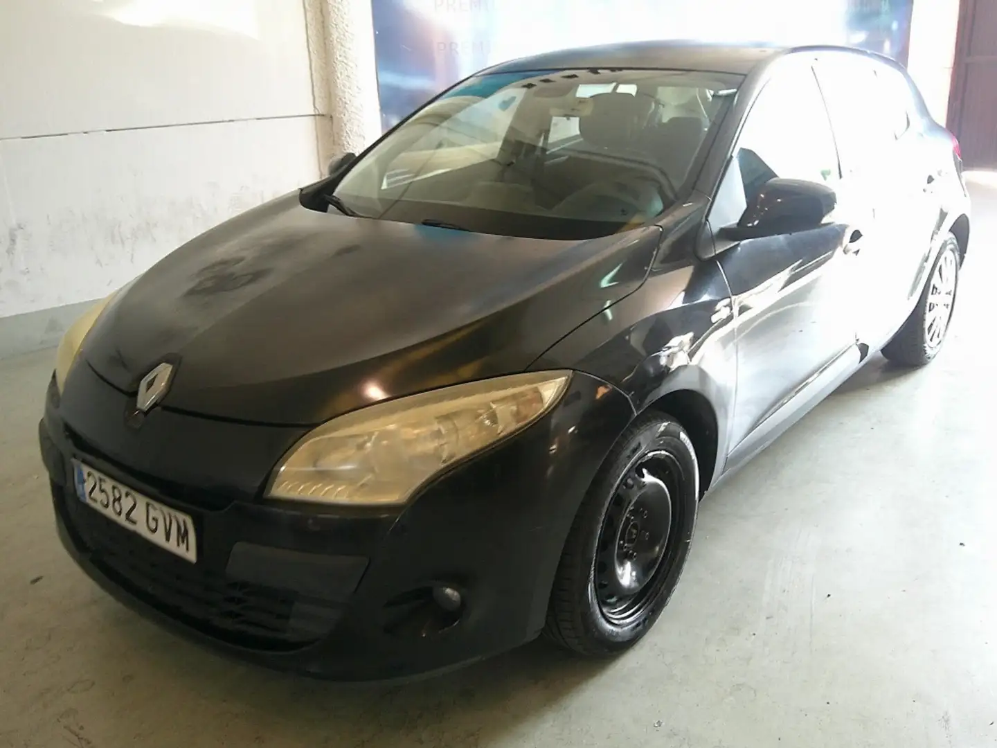 Renault Megane 1.5dCi Authentique Zwart - 1