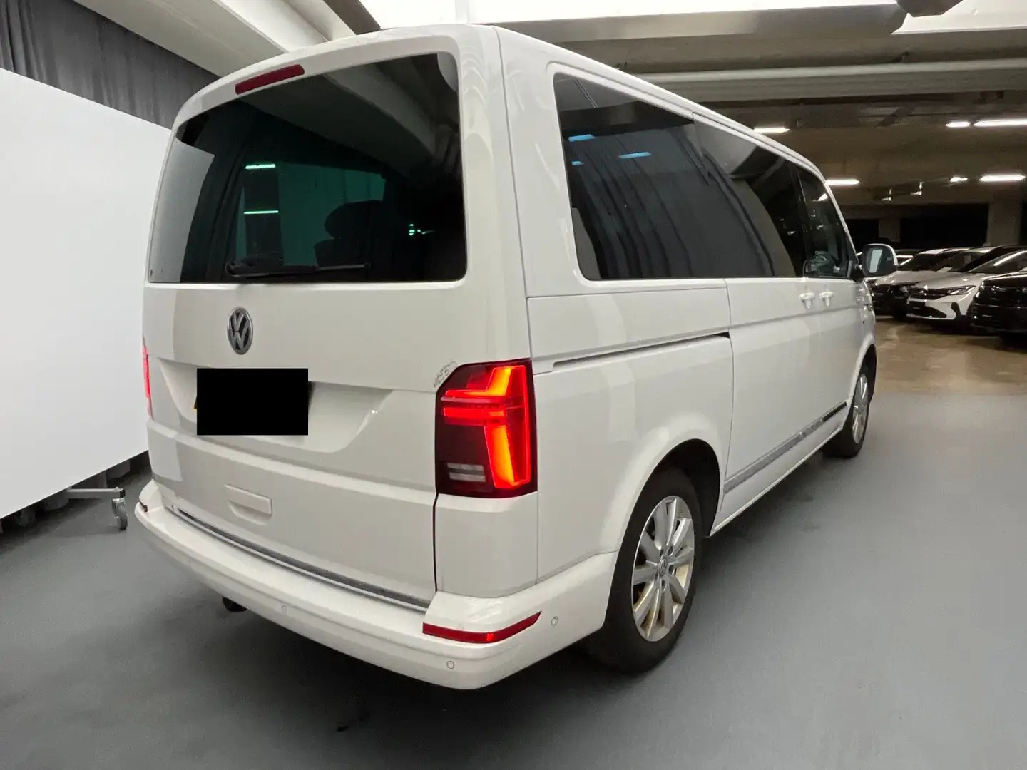 Volkswagen T6 Multivan 4M 7Si LED 18" ACC VirtCockp Kam StH Weiß - 2