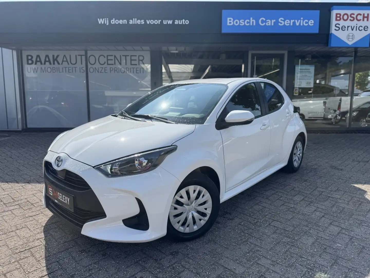 Toyota Yaris 1.5 Hyb. 115 Active Wit - 1