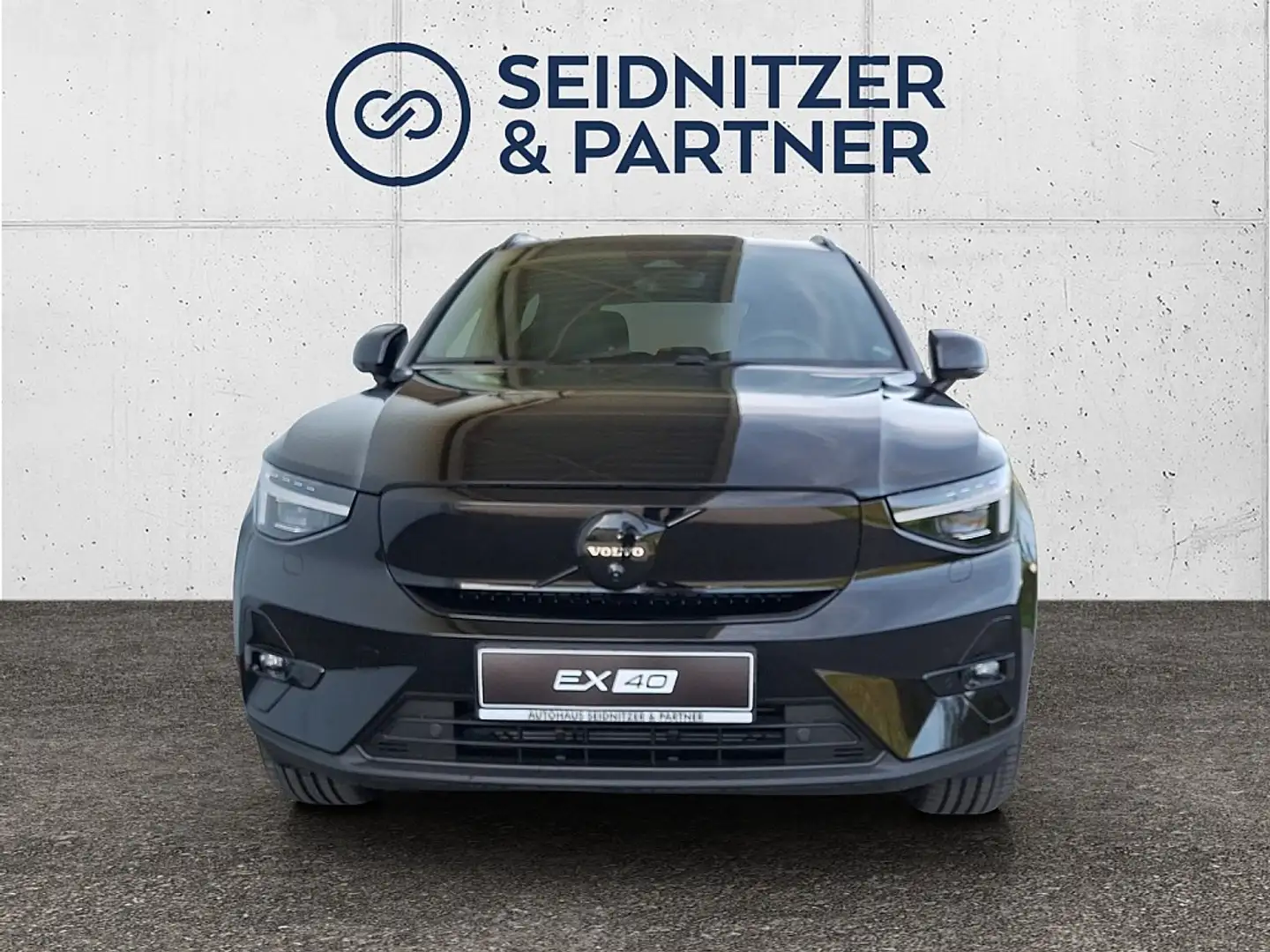 Volvo EX40 Twin Motor Plus Black Edition AWD Schwarz - 2