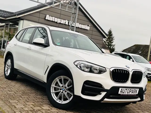 BMW X3 main image