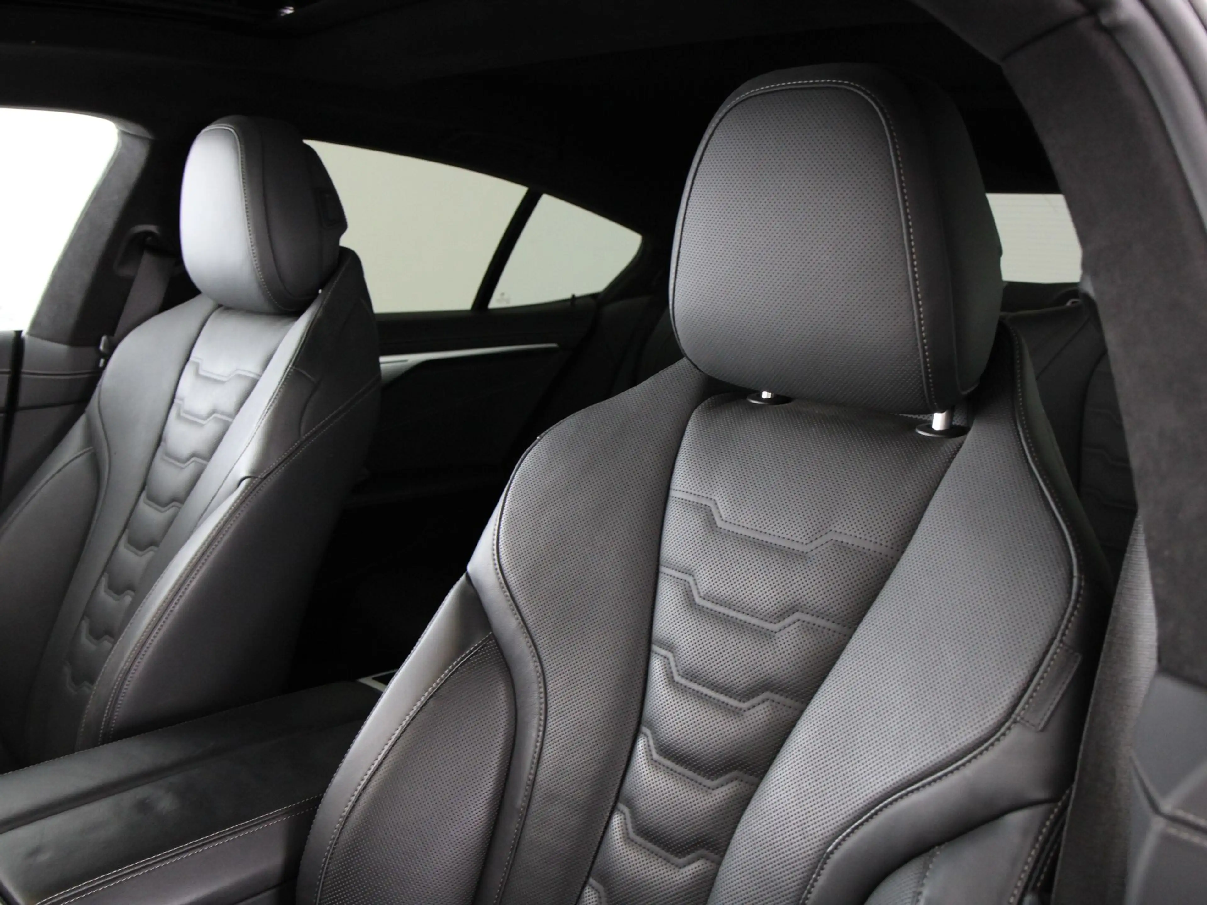 BMW 840 8 Serie 840i High Executive M-Sport — photo 5