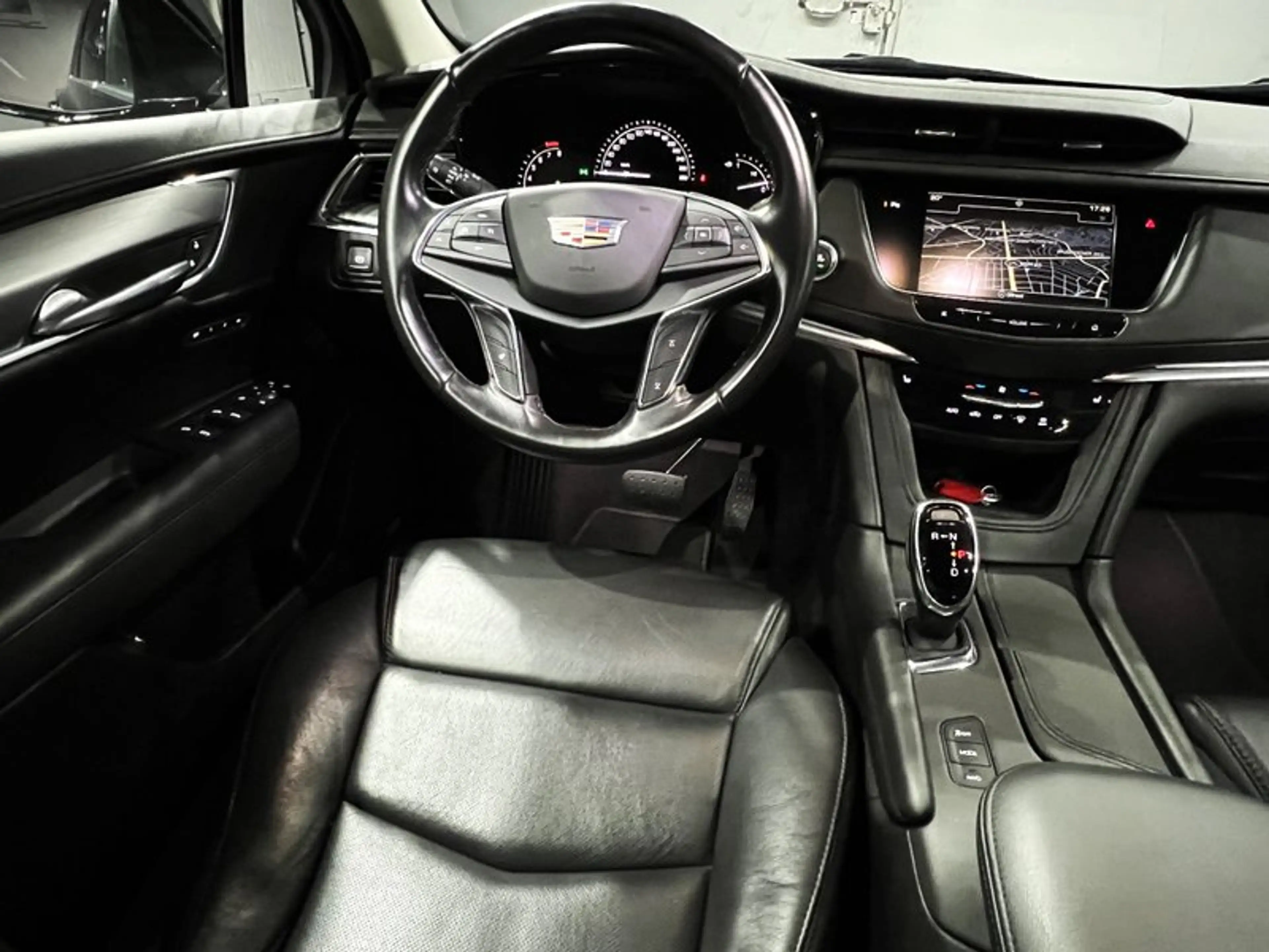 Cadillac XT5 3.6 V6 Luxury AWD|AUTOM|LEDER|PANO|LED|NAVI — photo 15