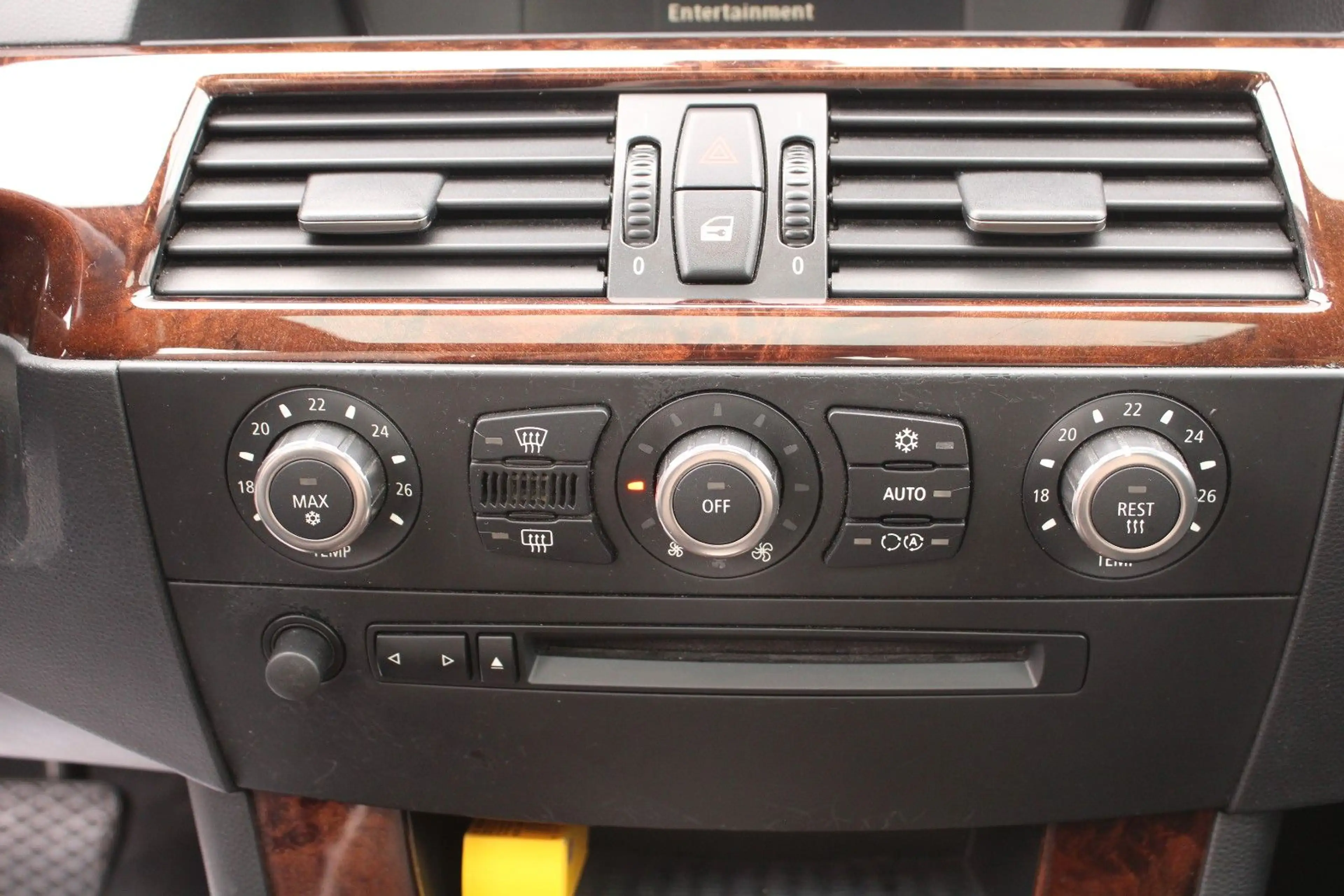 BMW 523 i Limo Head-up Schiebedach Liebhaberfahrzeug — photo 15