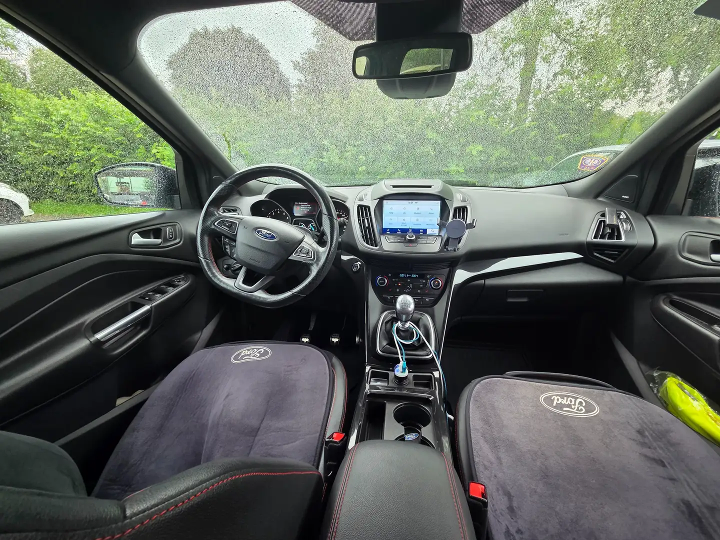 Ford Kuga 1,5 EcoBoost ST-Line SUV Weiß - 2