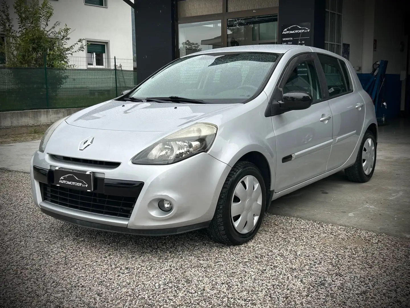 Renault Clio 5p 1.2 Gpl - UNIPROPRIETARIO Argento - 1