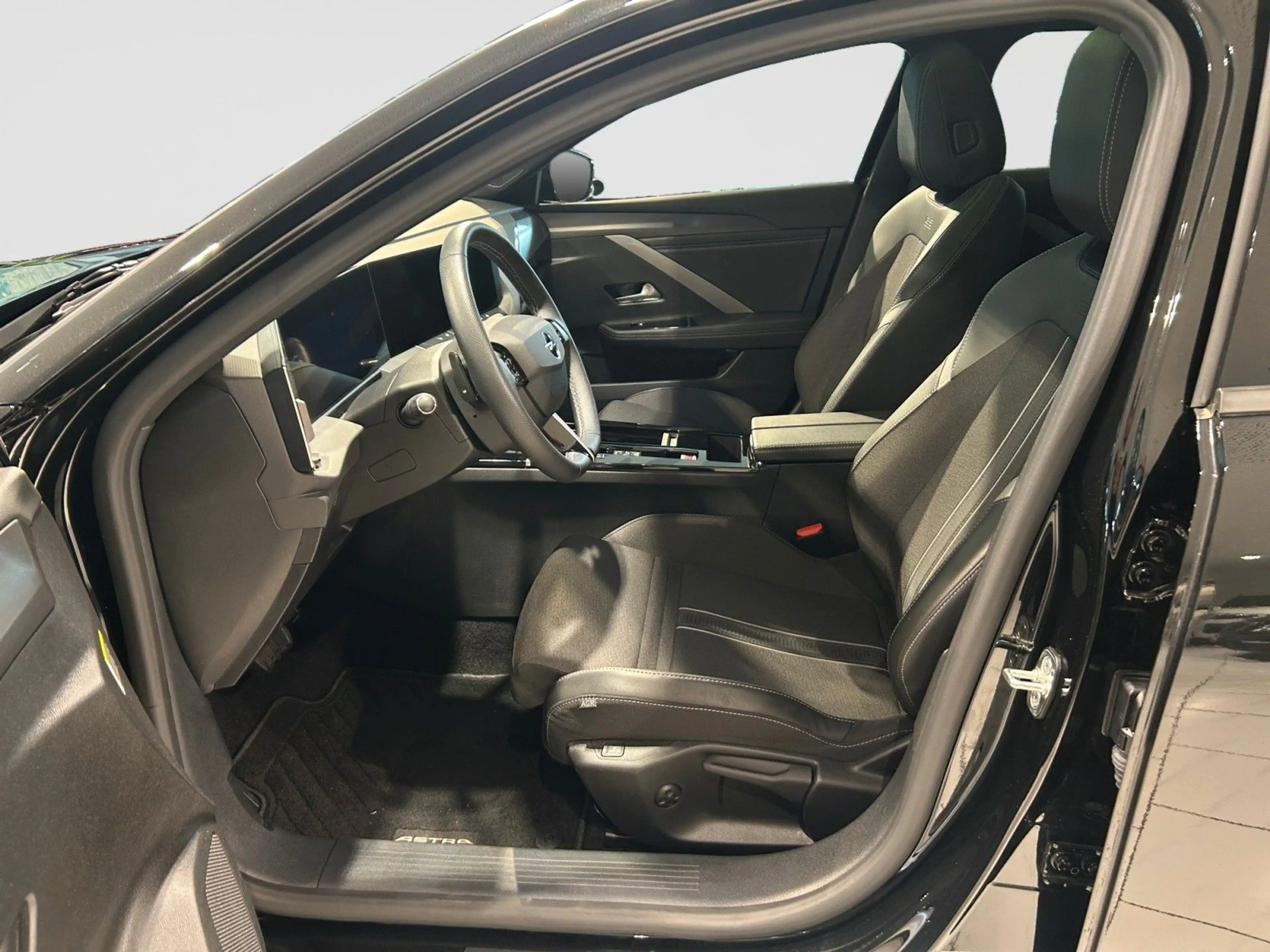 Opel Astra L ST GS Aut. SCHIEBE LED HEAD NAV ASSIST — photo 8