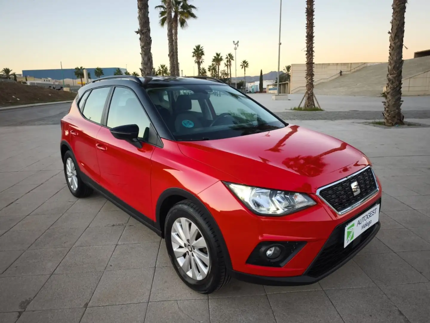 SEAT Arona 1.0 TSI Ecomotive S&S Style 110 Rojo - 1