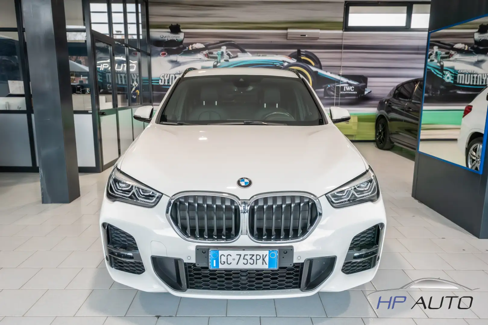 BMW X1 X1 xdrive18d Msport auto GANCIO TRAINO Blanc - 2