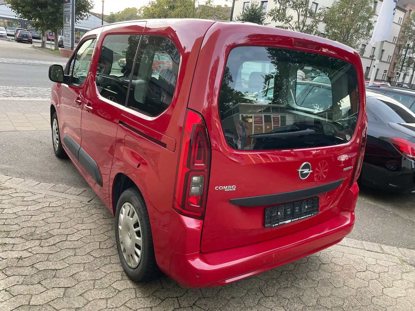 Opel Combo Edition Red - 2