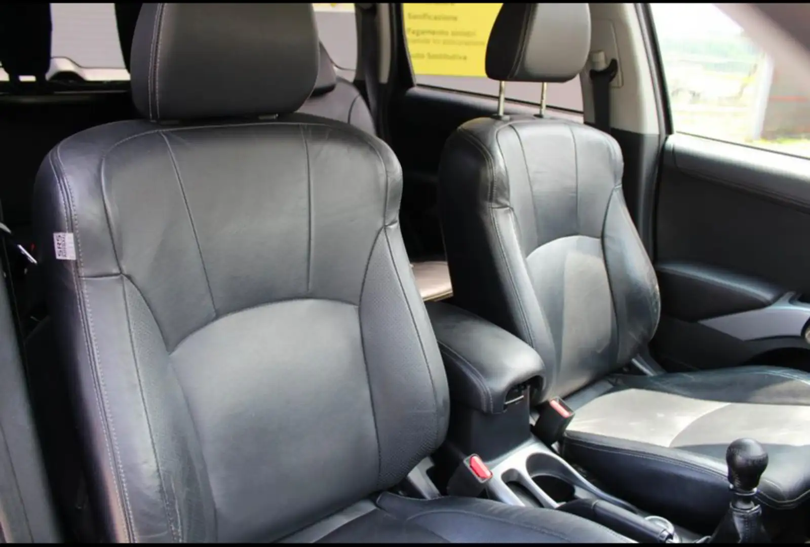 Peugeot 4007 HDI FAP 7-Sitzer Platinum Negru - 1