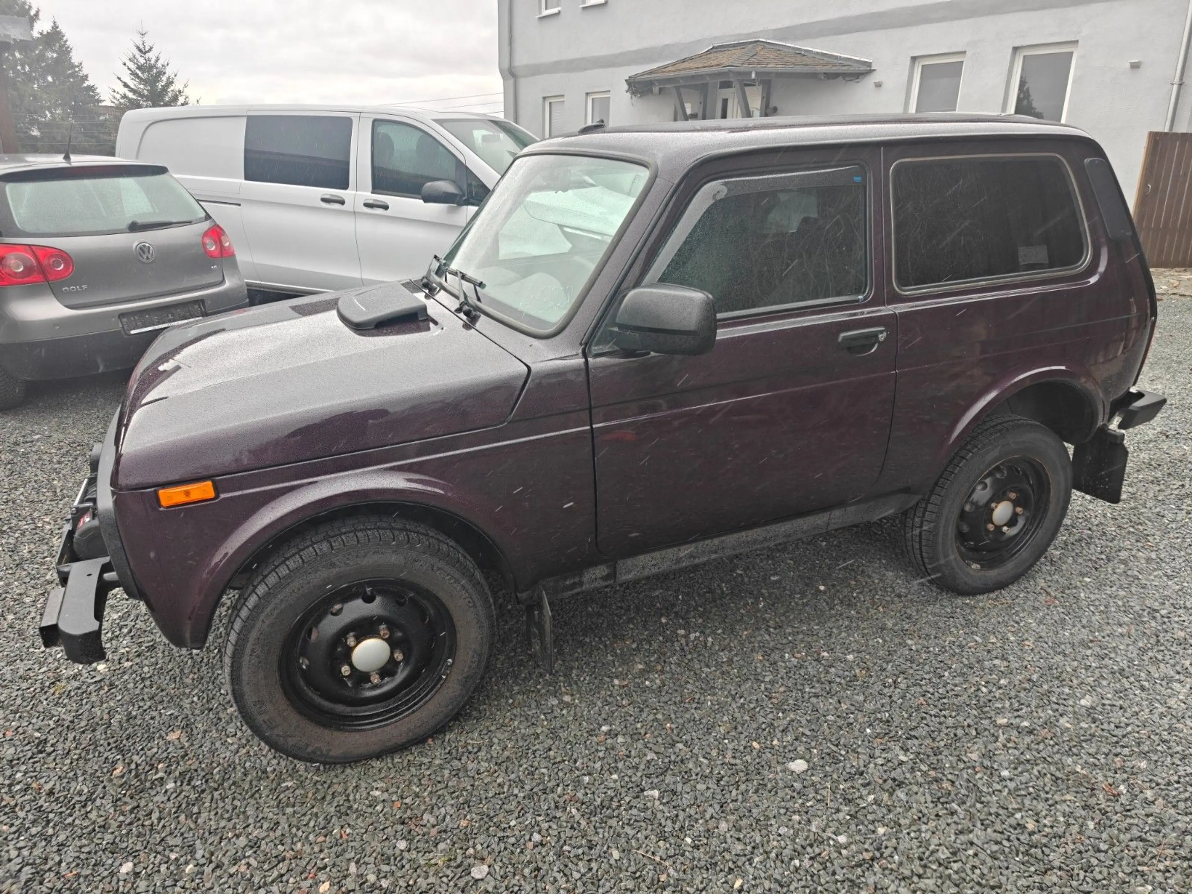 Lada Niva Legend 4x4 — photo 10