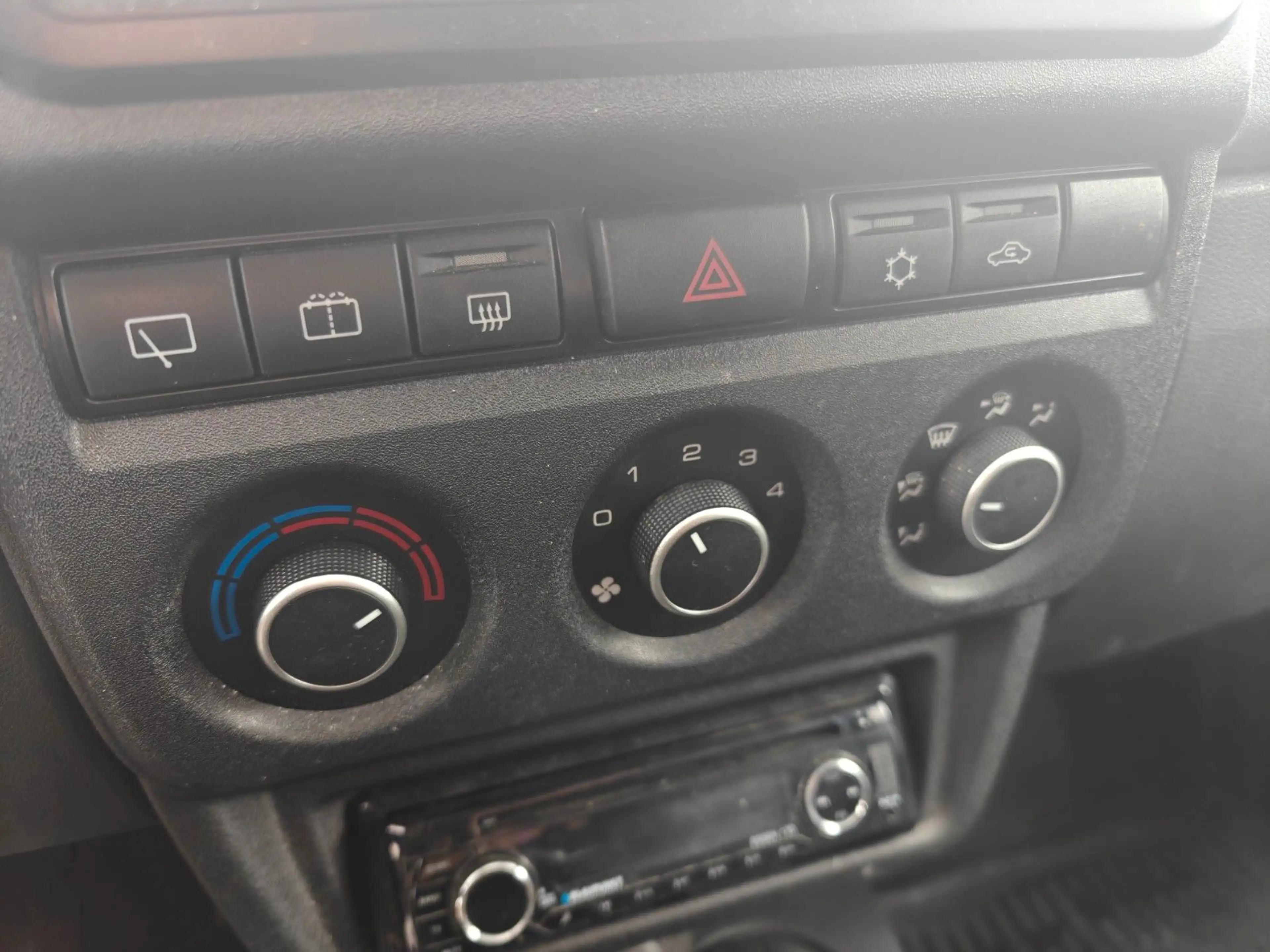 Lada Niva Legend 4x4 — photo 15