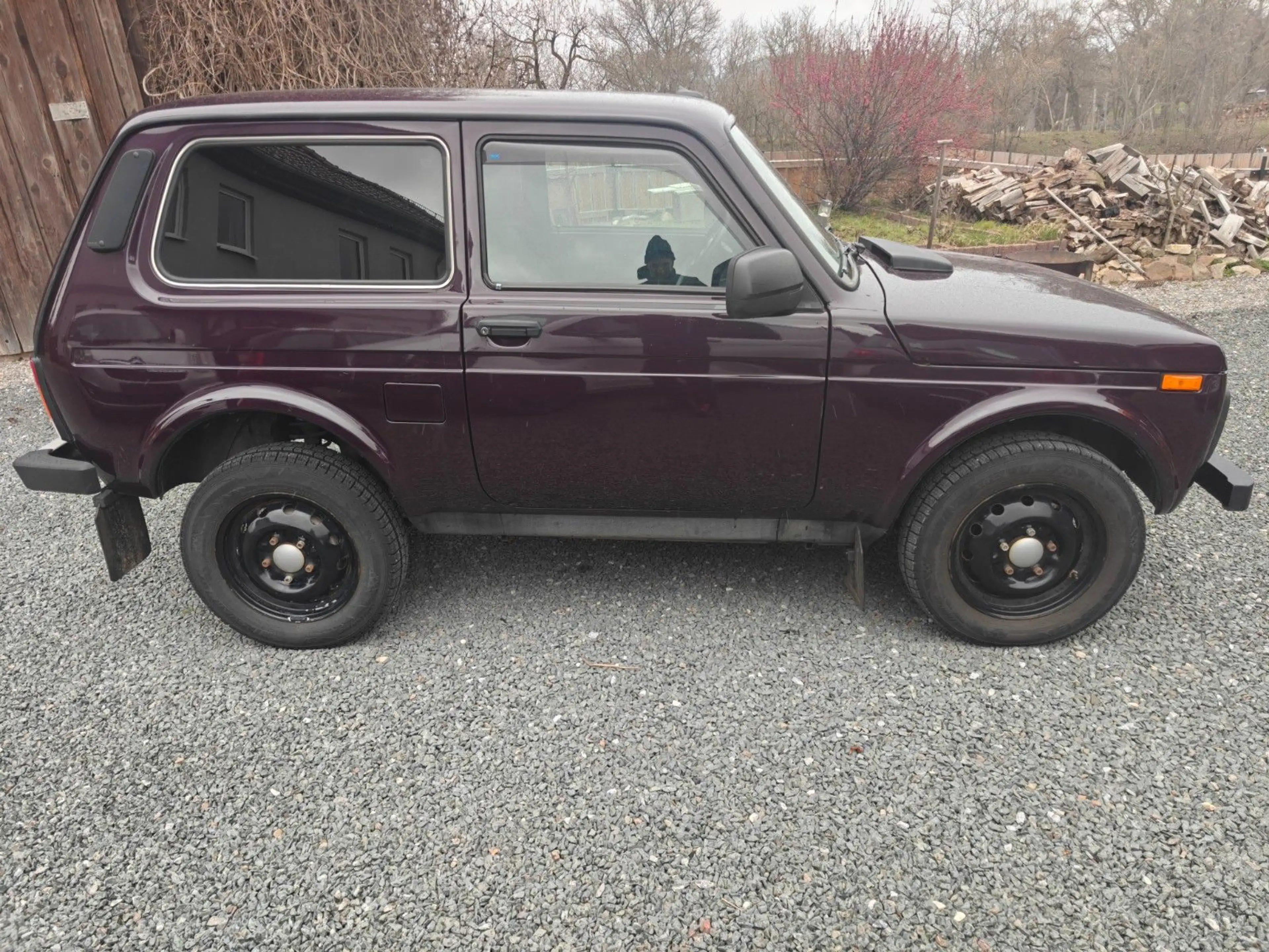 Lada Niva Legend 4x4 — photo 4