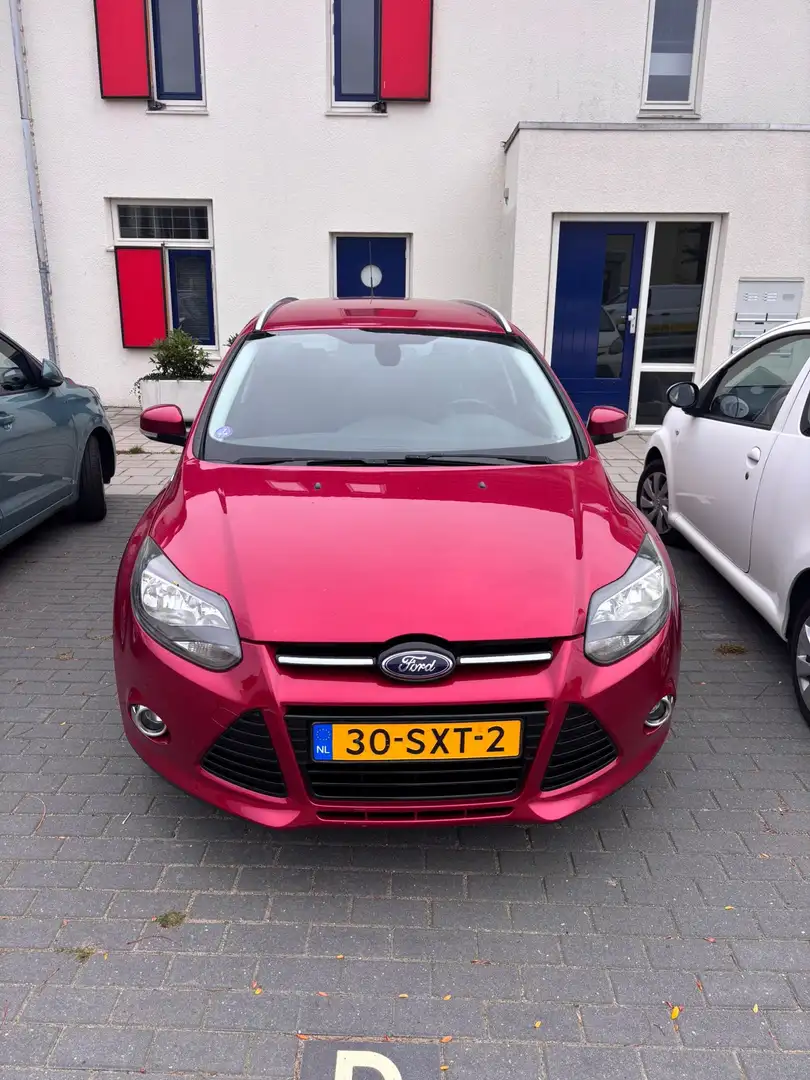 Ford Focus 1.6 TI-VCT First Edition Rood - 1