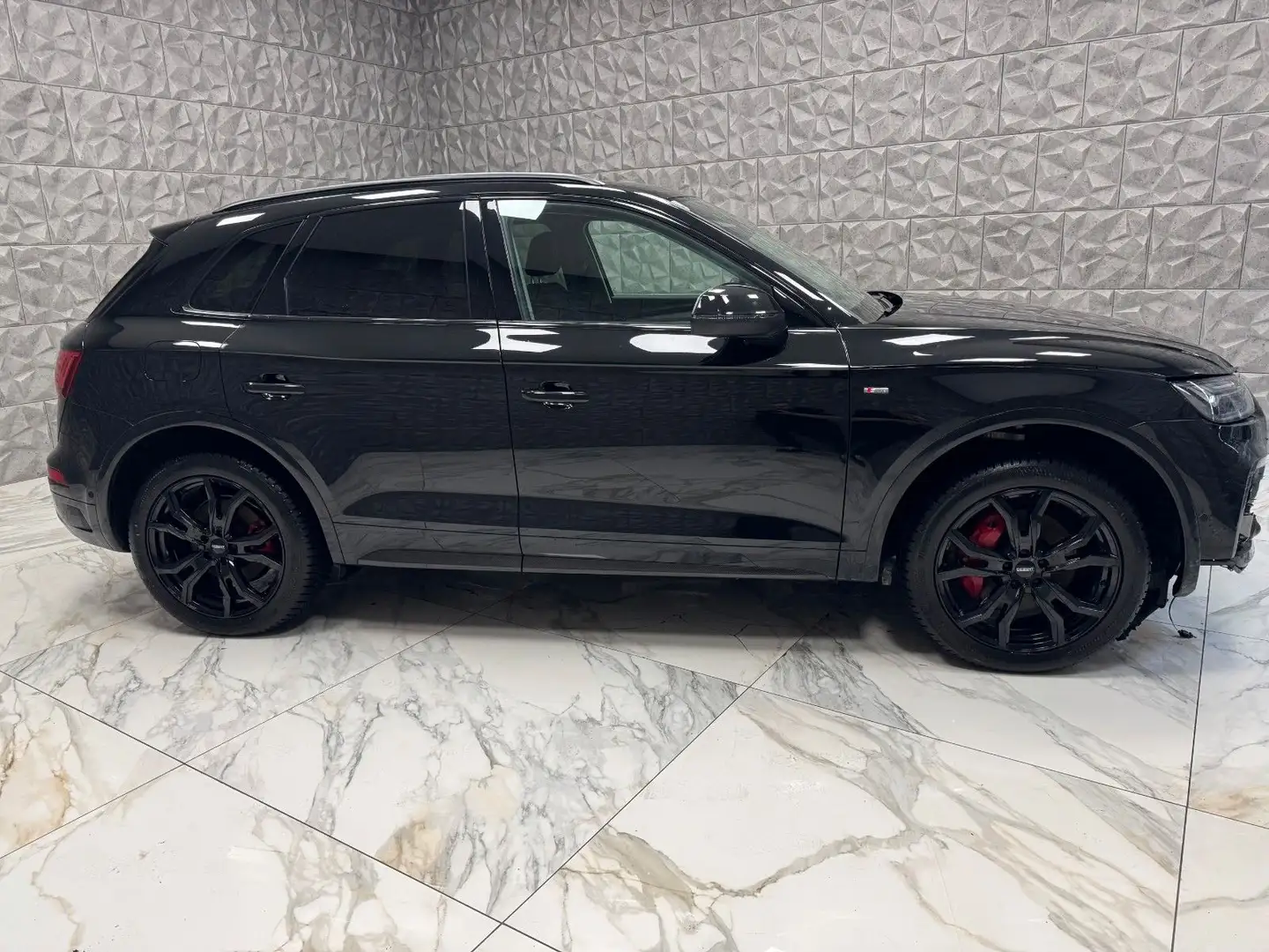 Audi Q5 50TFSI ePHEV quattro S-line*M* Schwarz - 2