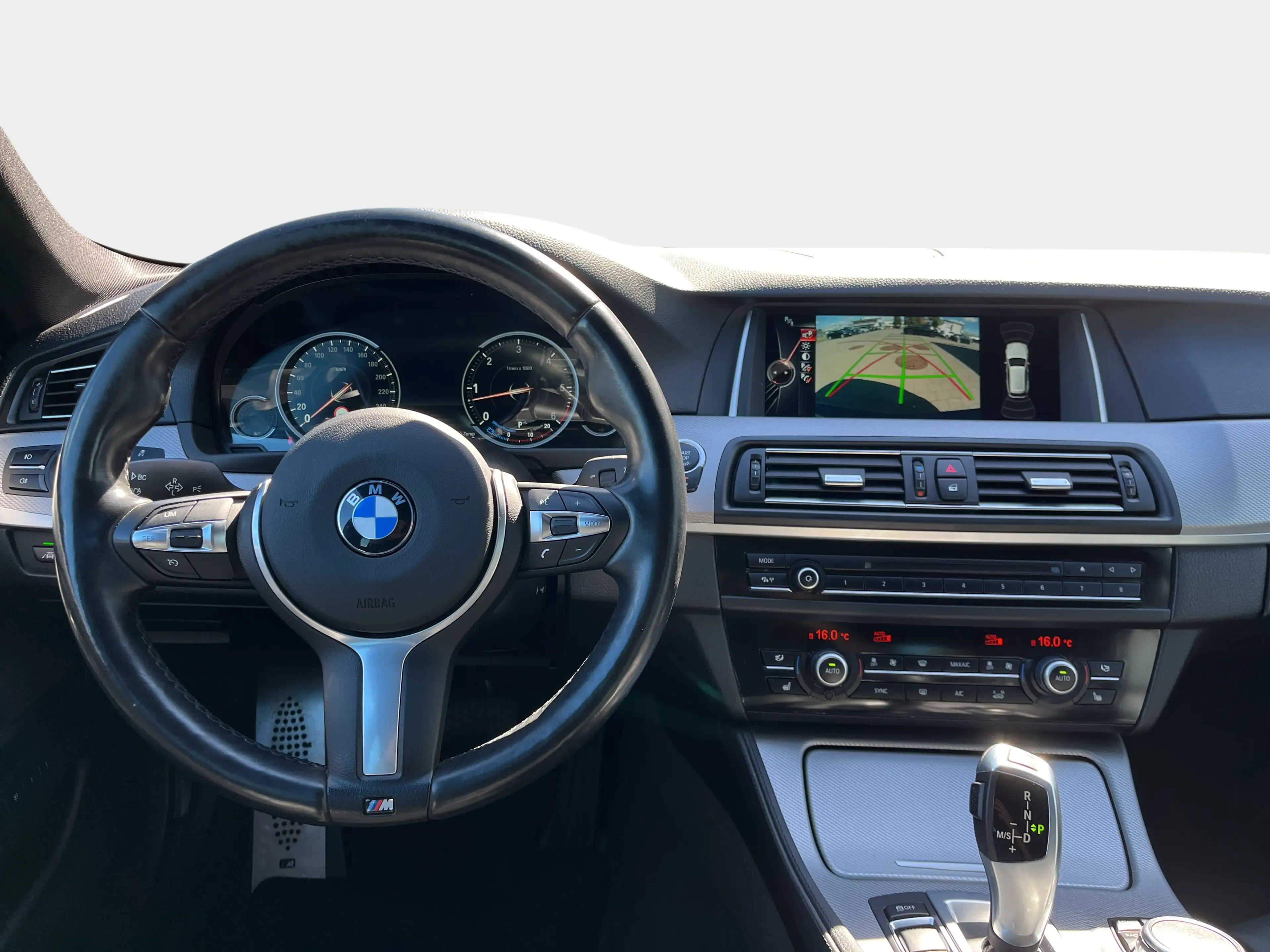 BMW 535 d xDrive Touring Händlerfahrzeug — photo 12