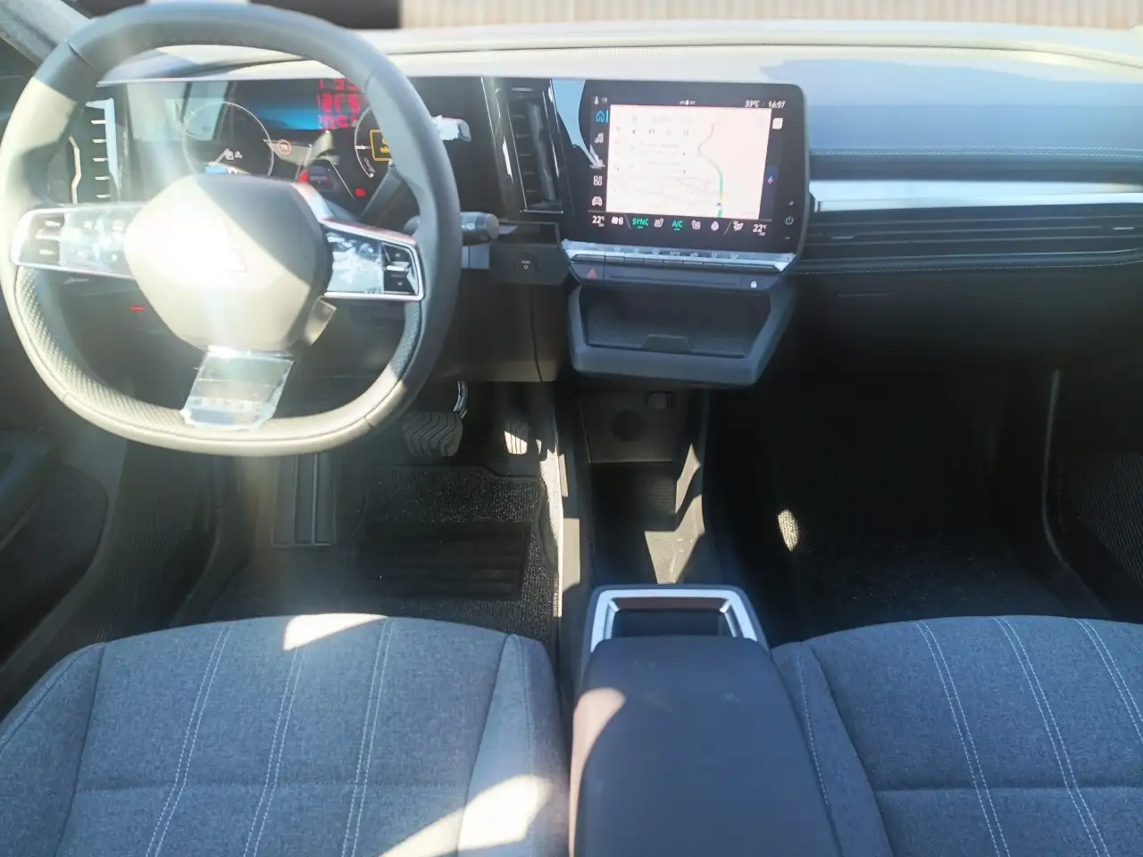 Mitsubishi Eclipse Cross 2026 — фото 10
