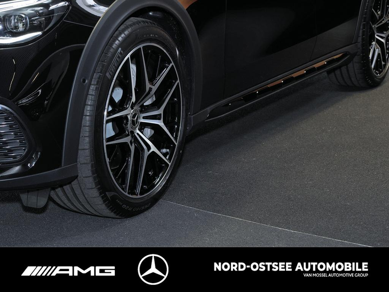 Mercedes-Benz E 300 de 4m T All-Terrain NIGHT PANO AHK 360° — photo 3