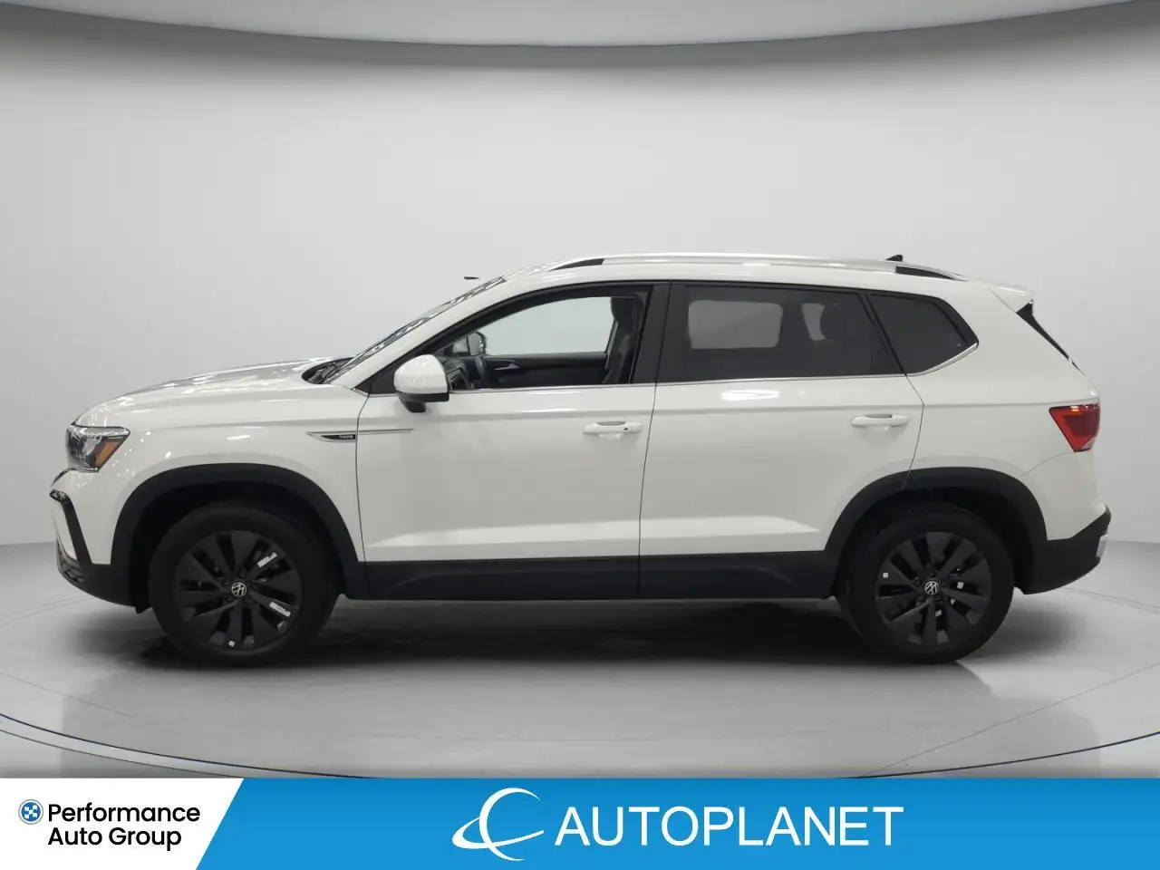 Volkswagen Taos снимка Volkswagen Taos