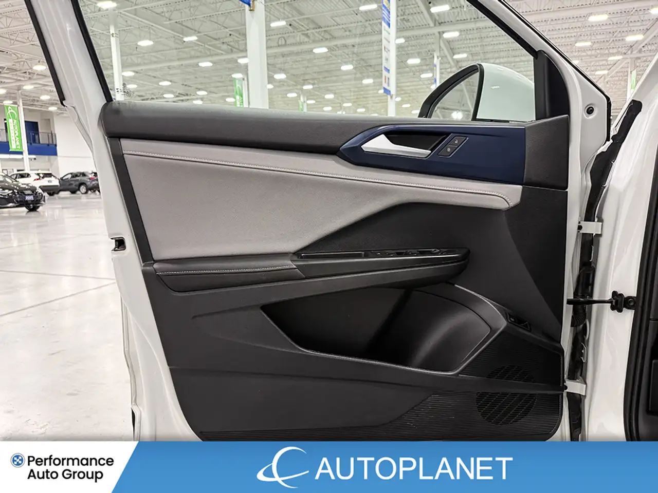 Volkswagen Taos photo Volkswagen Taos