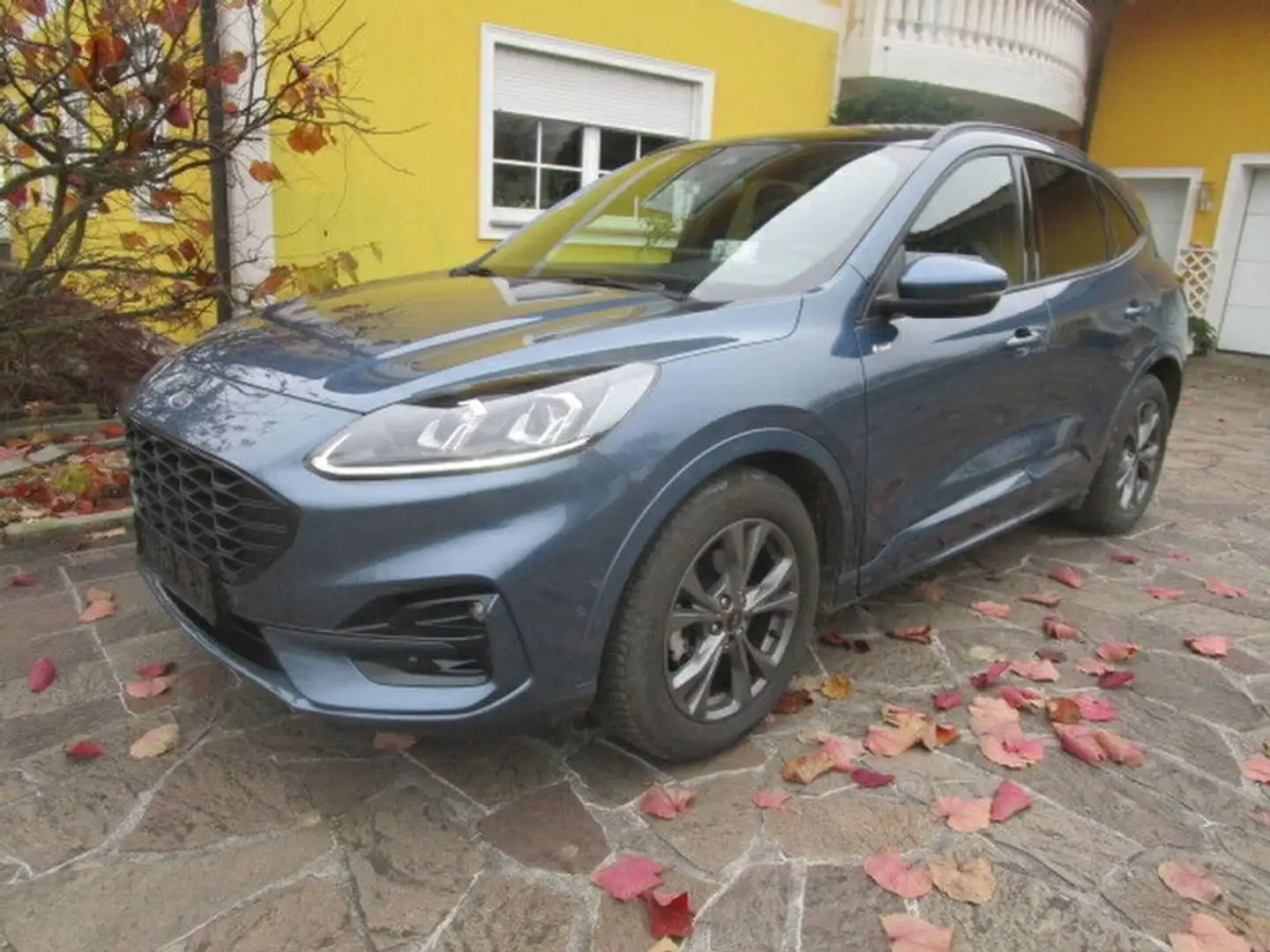 Ford Kuga ST-Line X PANO.  AHV. elekt HeadUP NP€ 55.142 Blau - 1