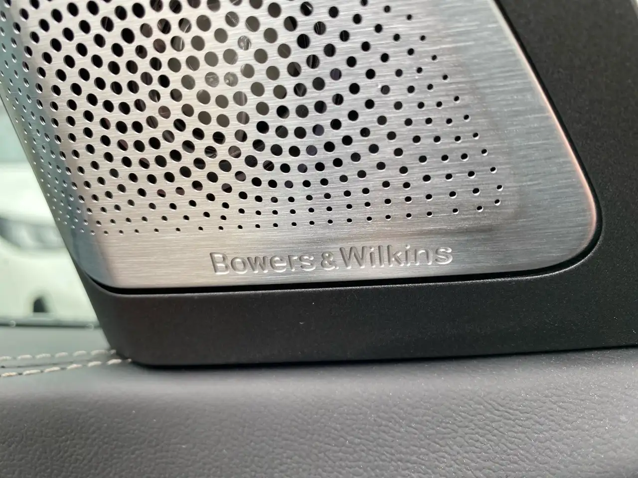 BMW X5 M60i xDrive V8 POWER 15