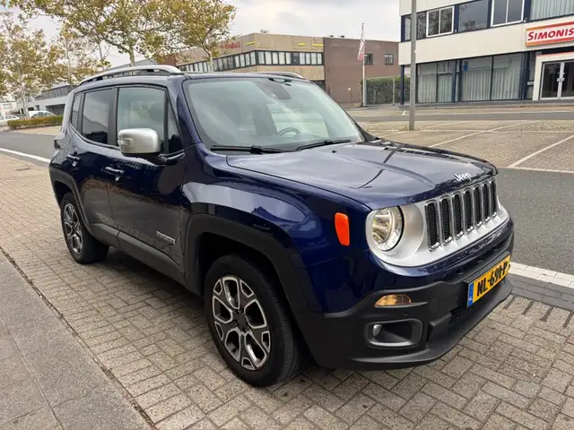 Jeep Renegade view 5