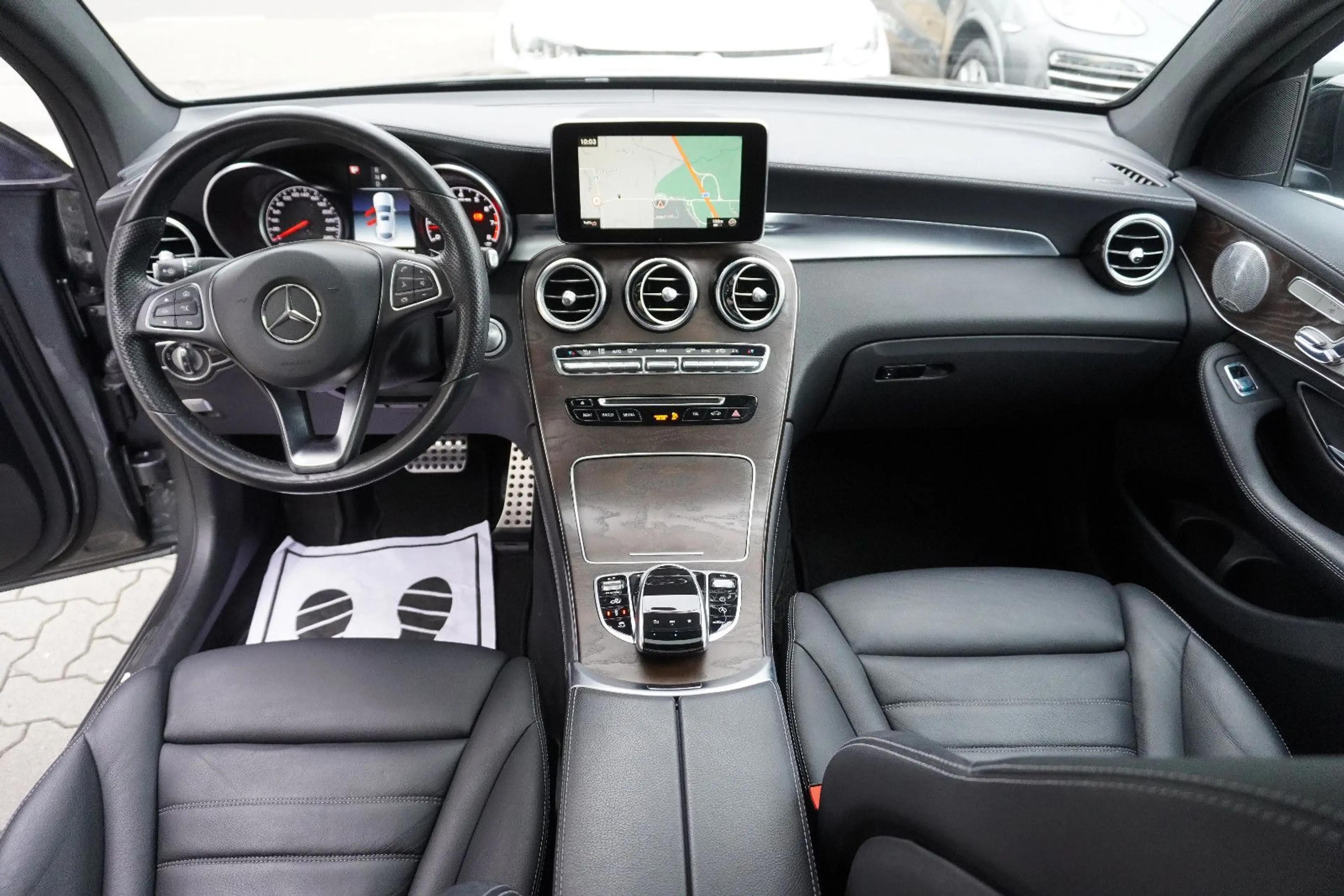 Mercedes-Benz GLC 43 AMG 4Matic |S-Dach|HUD|ACC|Burmester| — photo 13