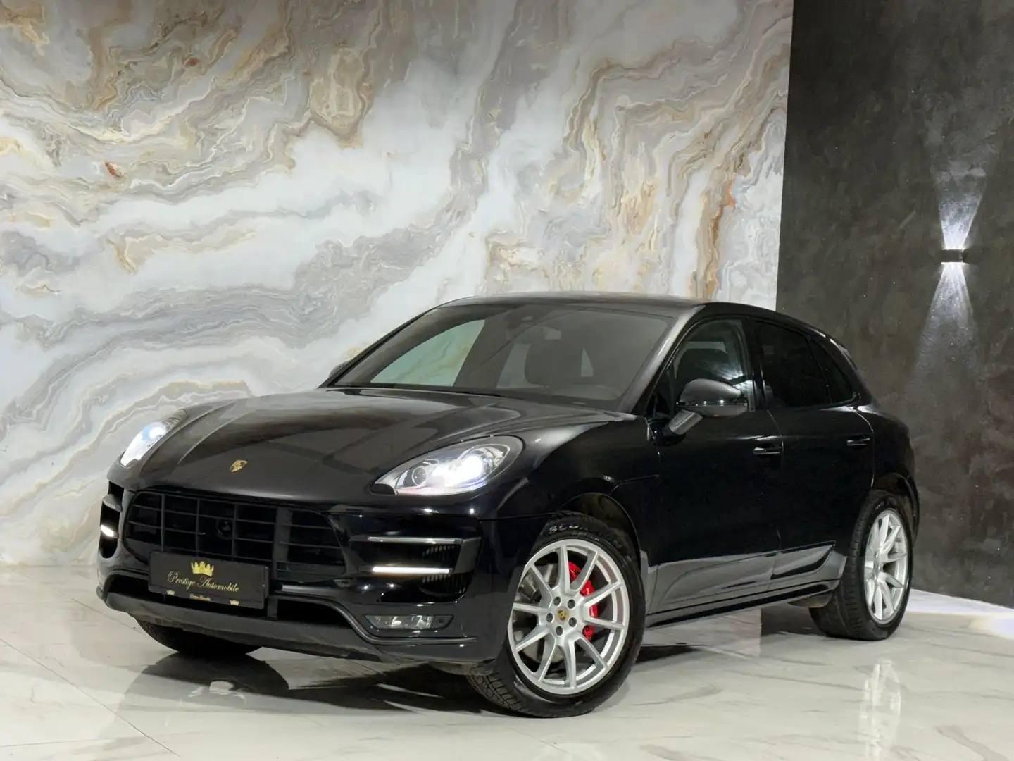 Porsche Macan Macan TURBO 400PS / PORSCHE GARANTIE NEU / TOP !!! Schwarz - 1