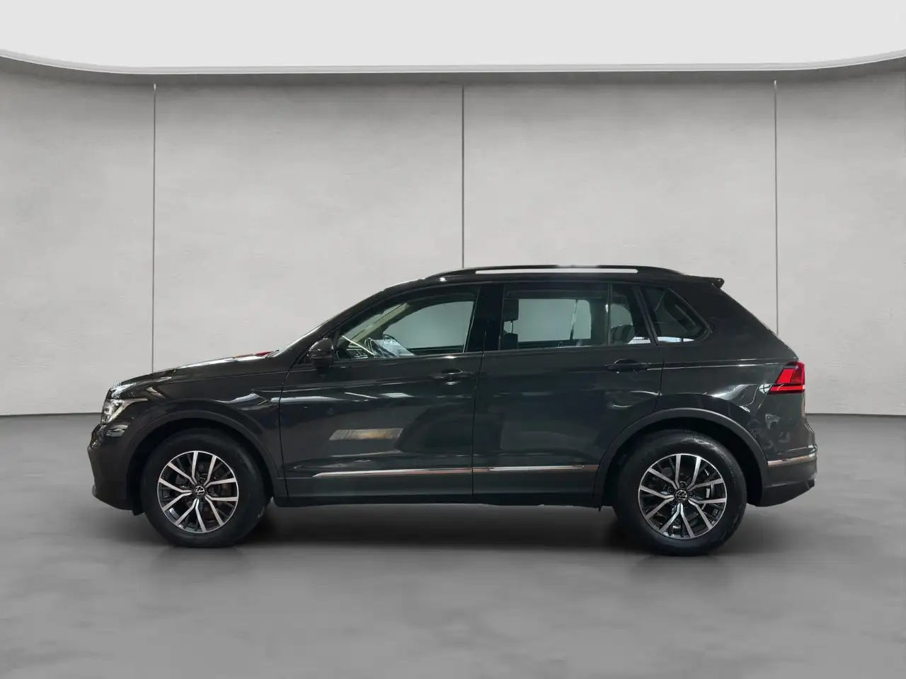 Volkswagen Tiguan, фото 2