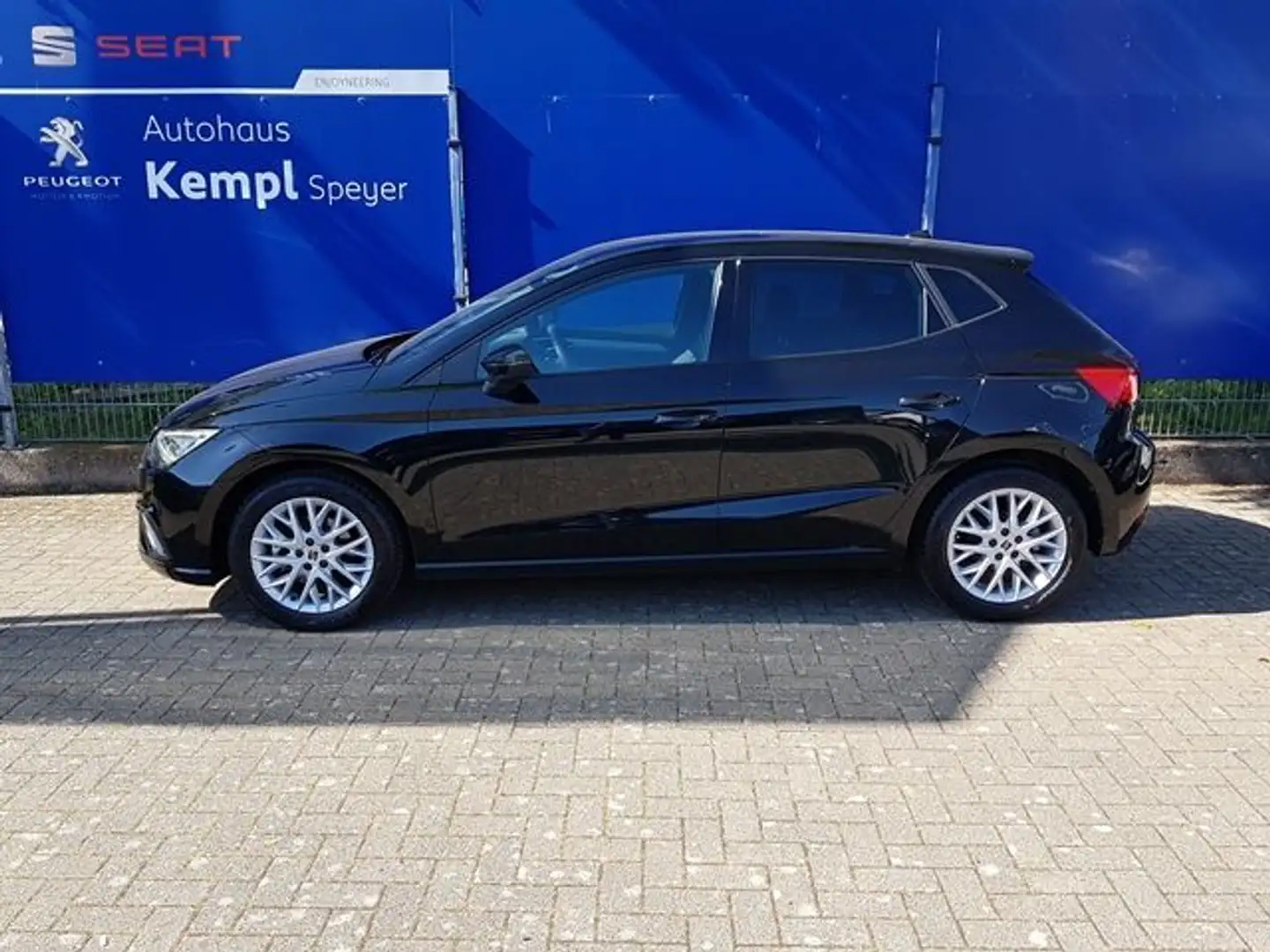 SEAT Ibiza 1.0 TSI S&S FR Zwart - 2