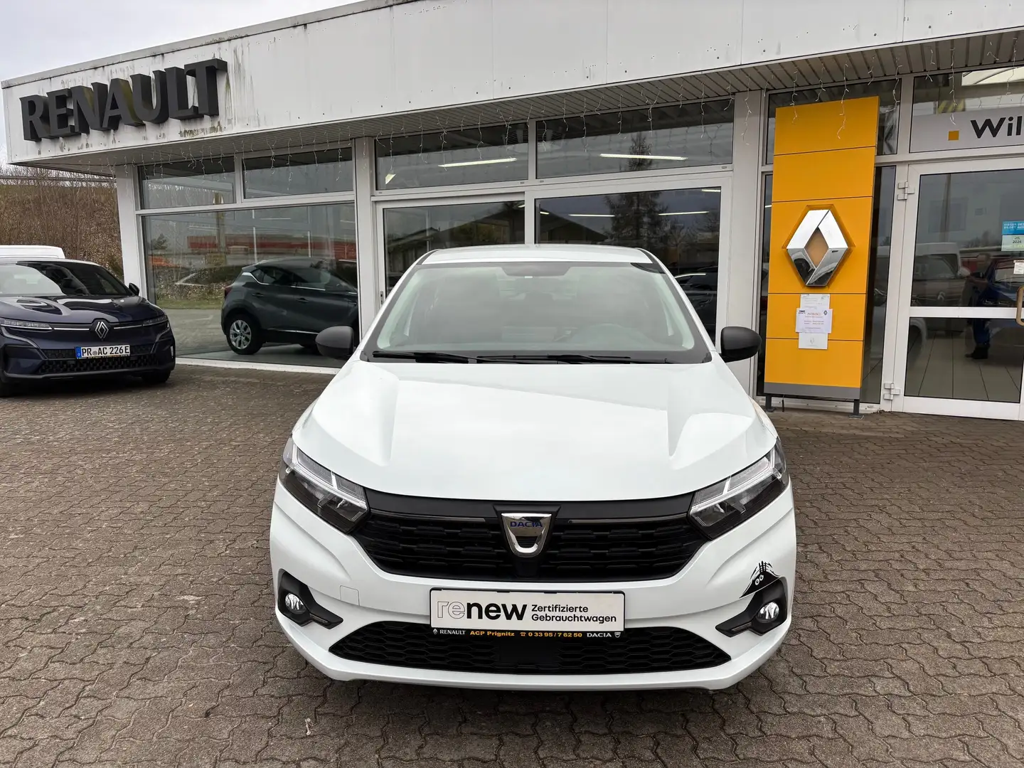 Dacia Sandero Essential TCe 100 LPG Weiß - 2