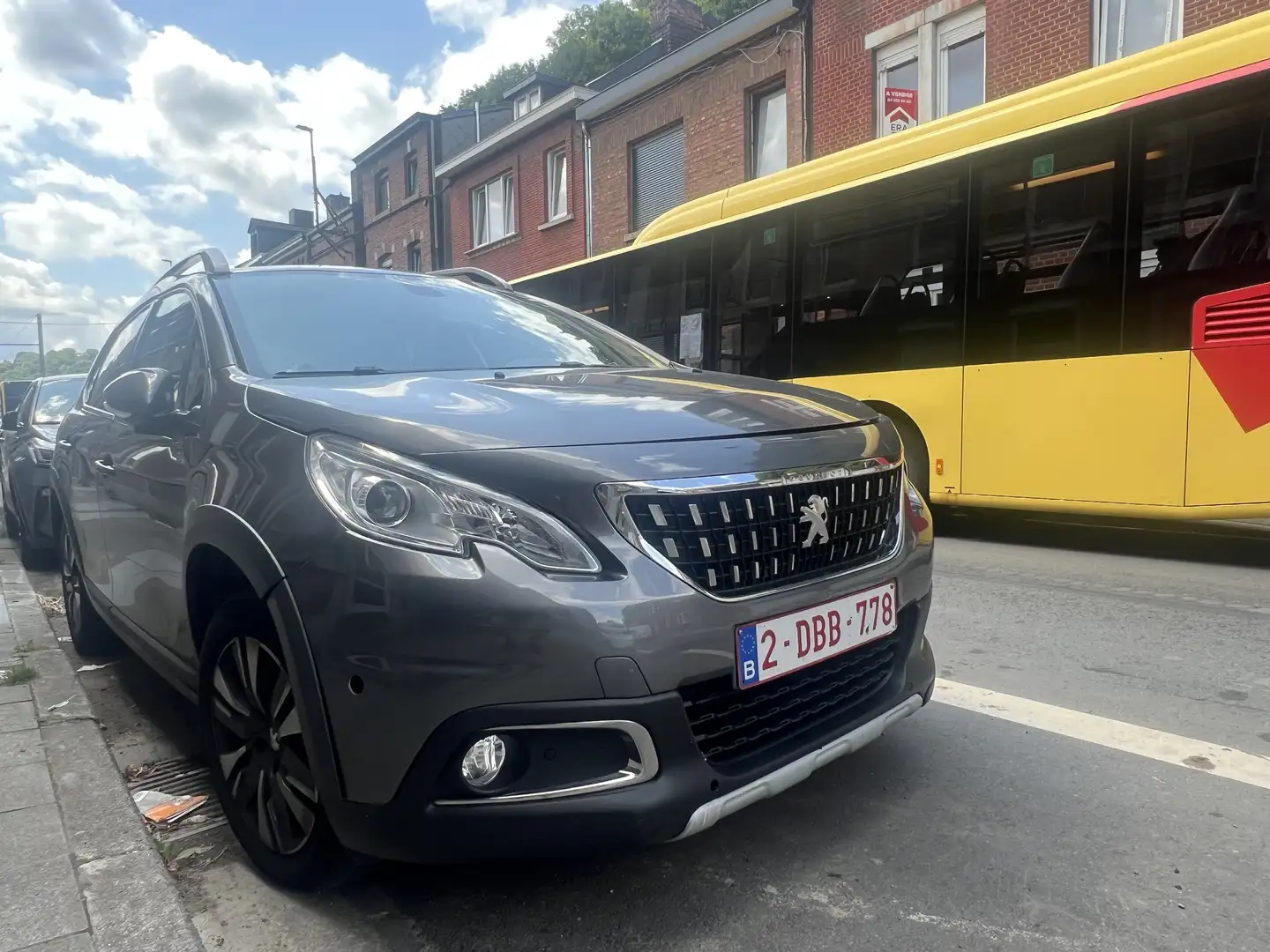 Peugeot 2008 1.2 PureTech Allure S&S - 2