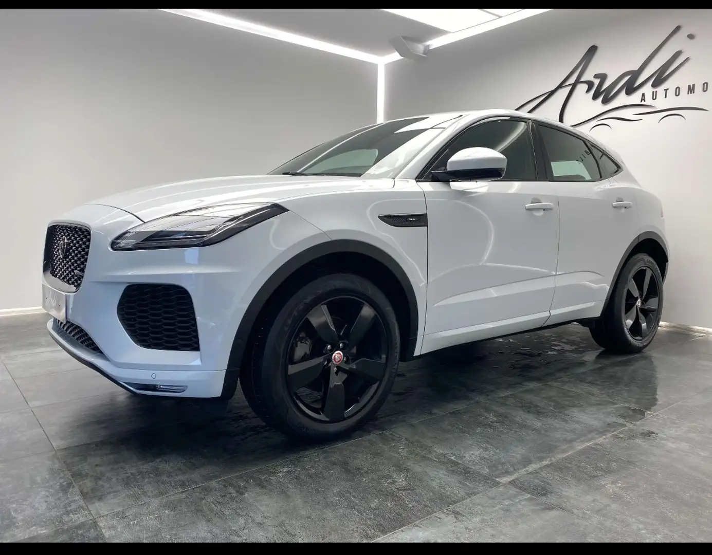 Jaguar E-Pace 2.0 D AWD R-Dynamic SE (EU6.2) - 1