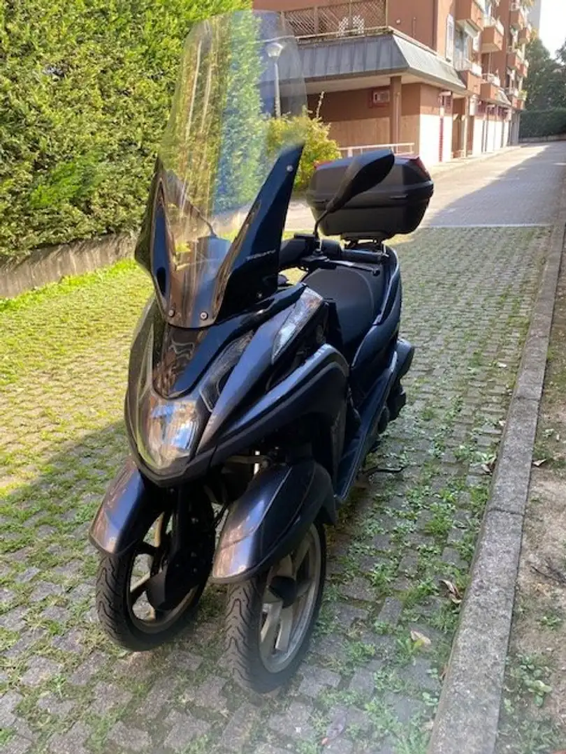 Yamaha TriCity 125 Grigio - 1