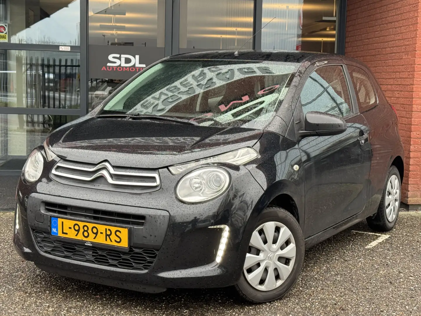 Citroen C1 1.0 e-VTi Feel // AIRCO // LED DAGRIJVERLICHTING / Zwart - 2