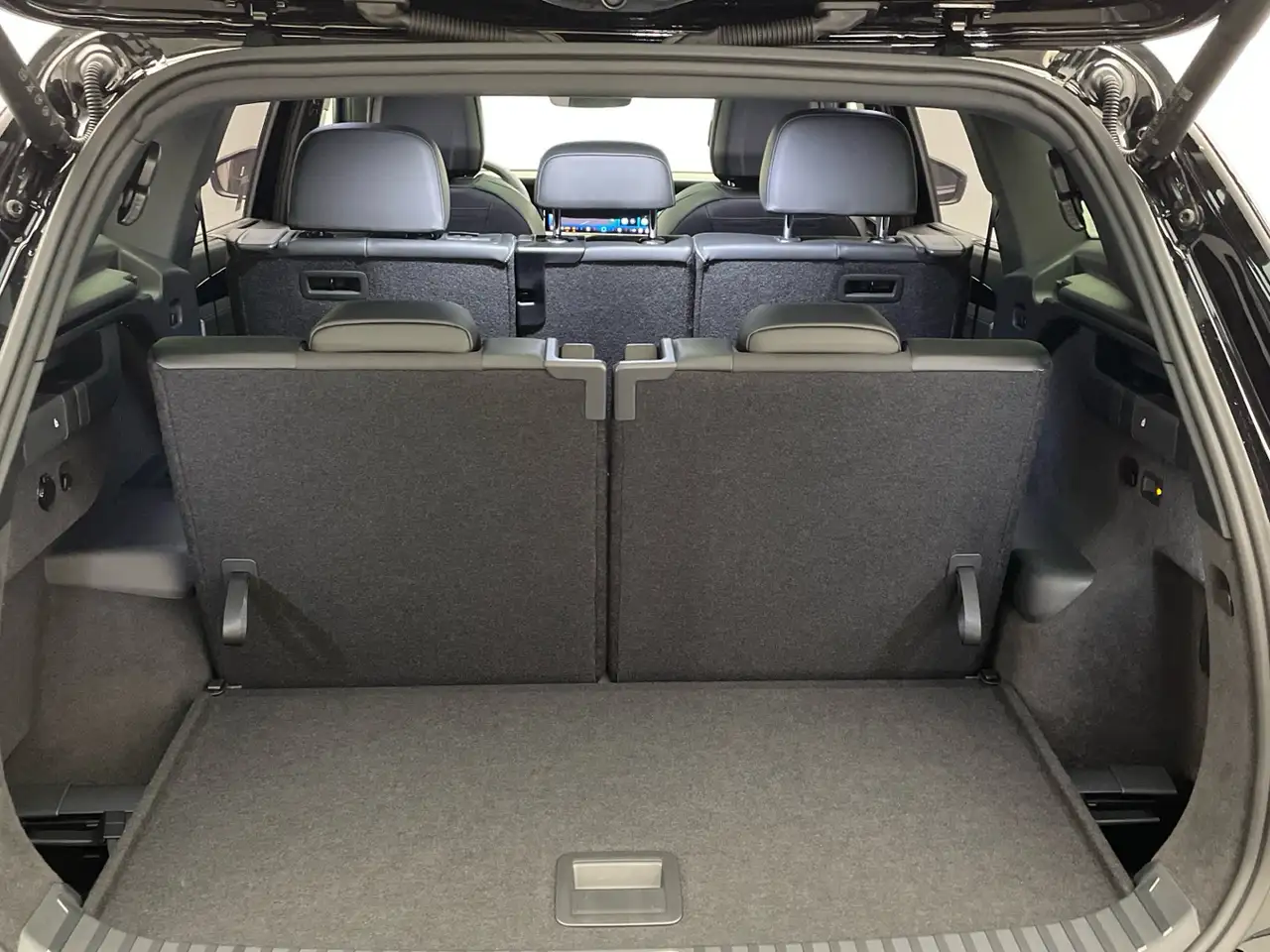 Volkswagen Tayron 2.0 TSI R-Line OPF 4MOTION Digi-Cockpit 13