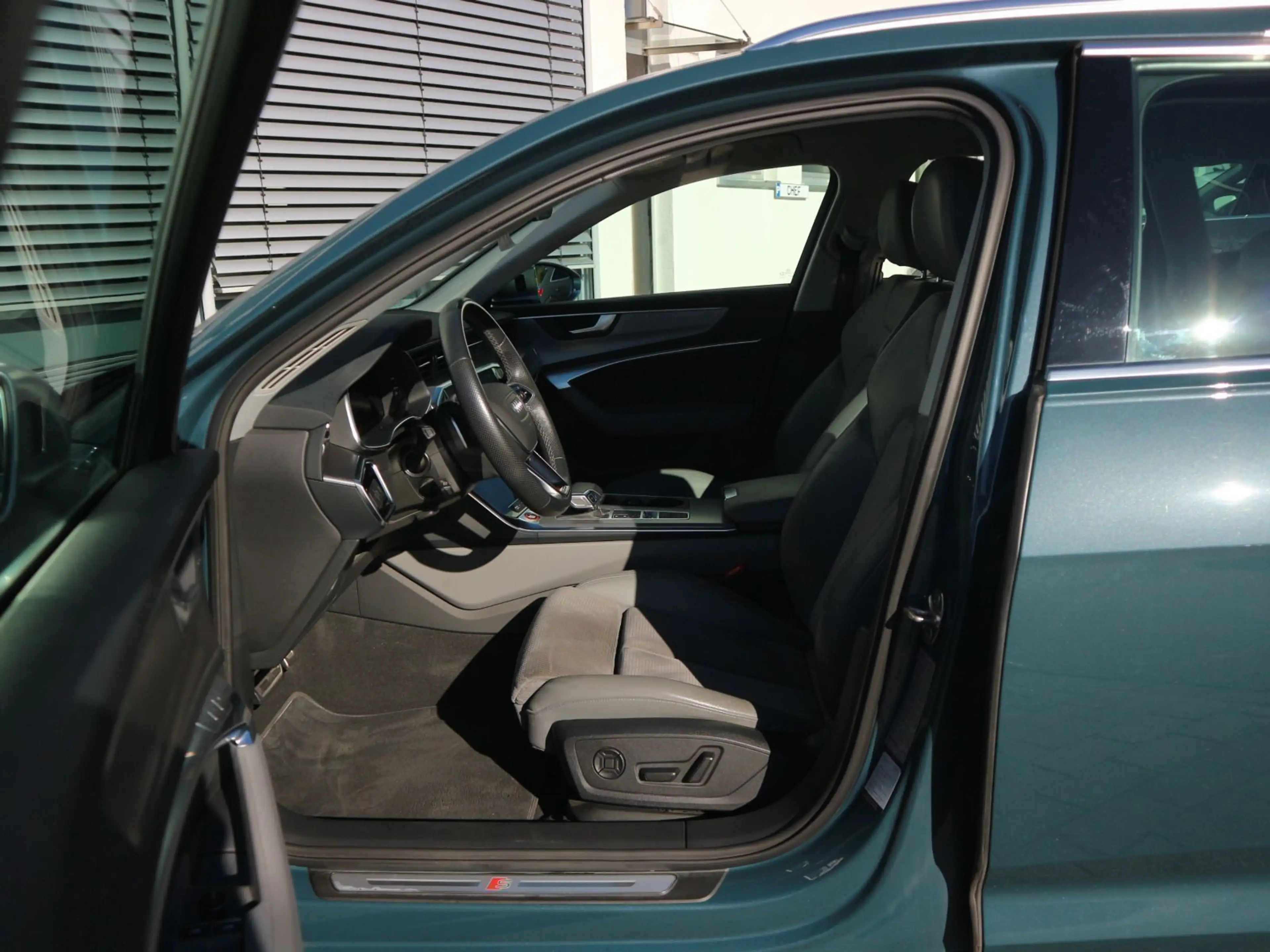 Audi S6 TDI Tiptronic ACC*360°*STANDHZG — photo 10