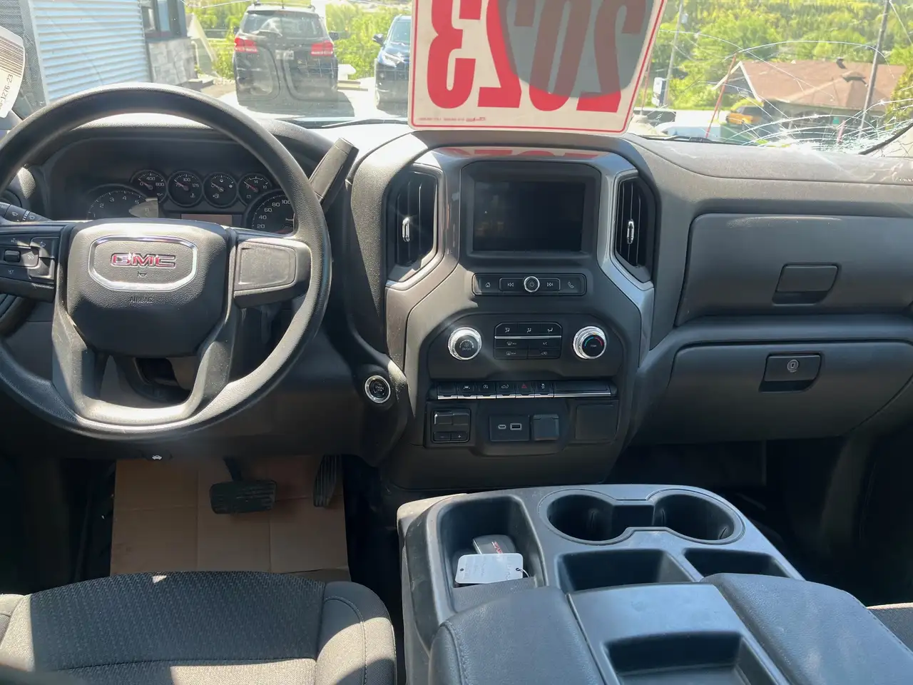 GMC Sierra 1500 снимка GMC Sierra 1500