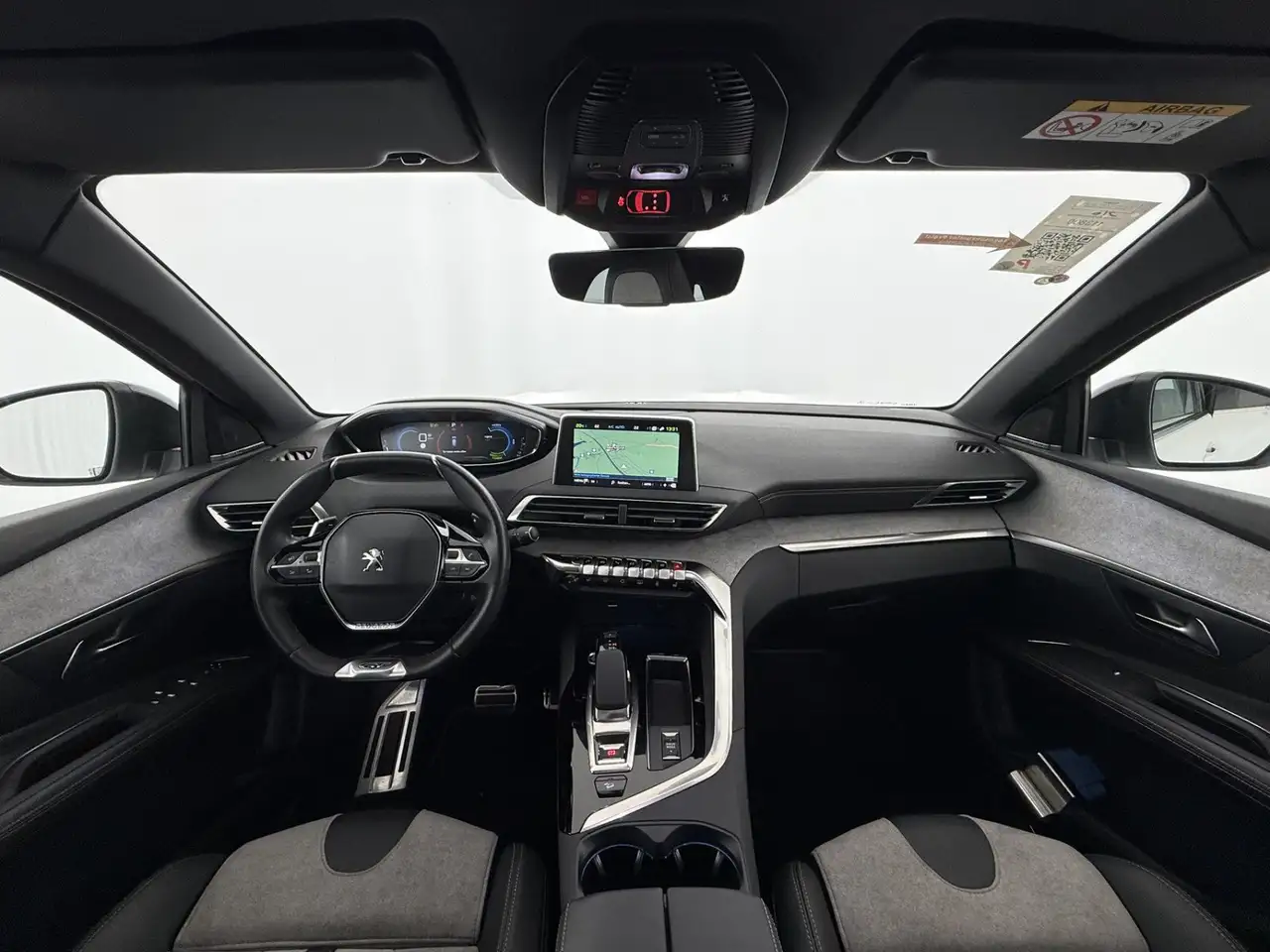 Peugeot 3008 1.6 GT PHEV 4WD Aut LED SKY RADAR NAVI R-CAM, миниатюра 13
