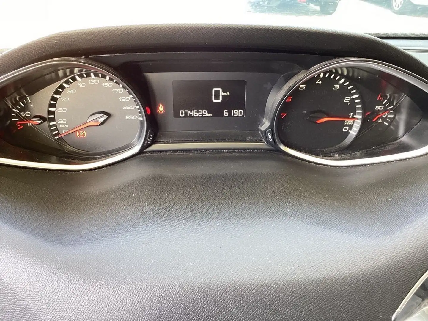 Peugeot 308 308 SW 1.2 PureTech S Gris - 2